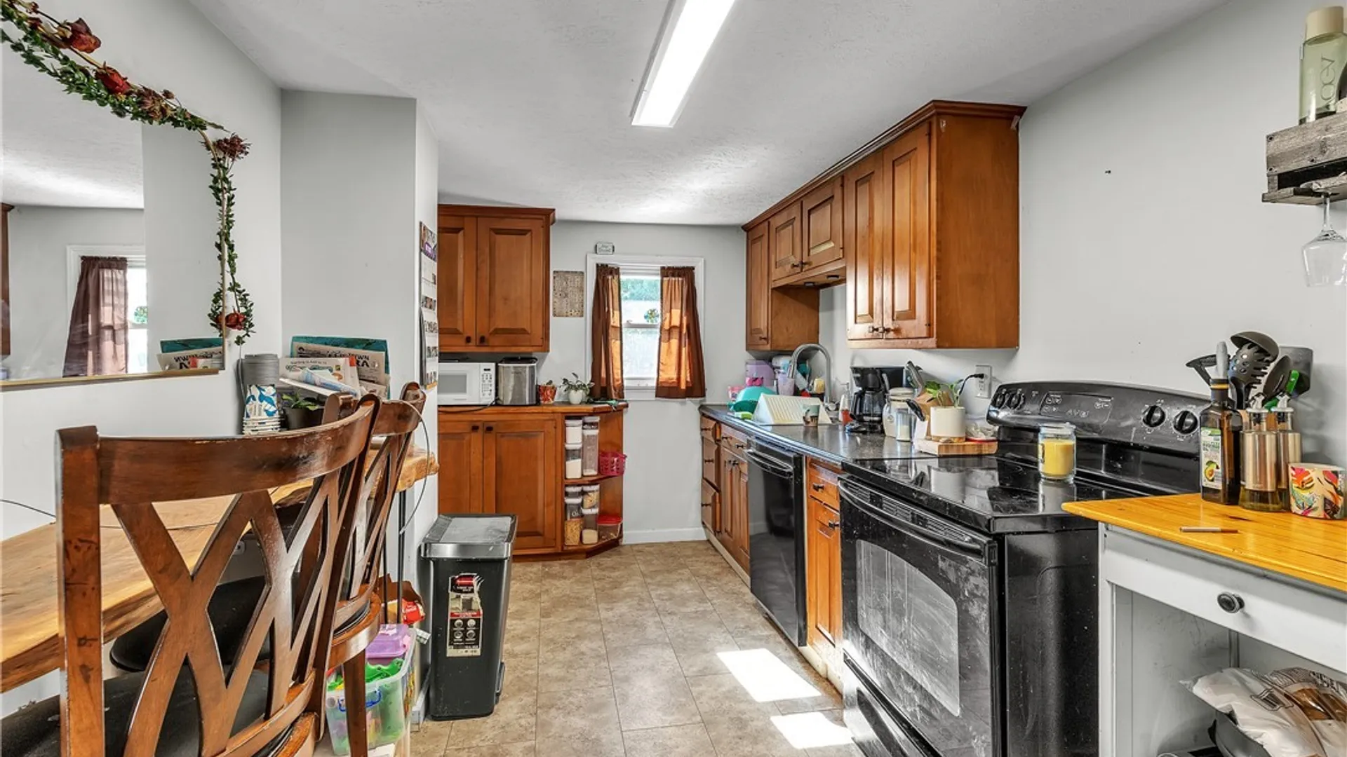 Property at 4877 Royalton Center Rd, Royalton, NY 14067 39