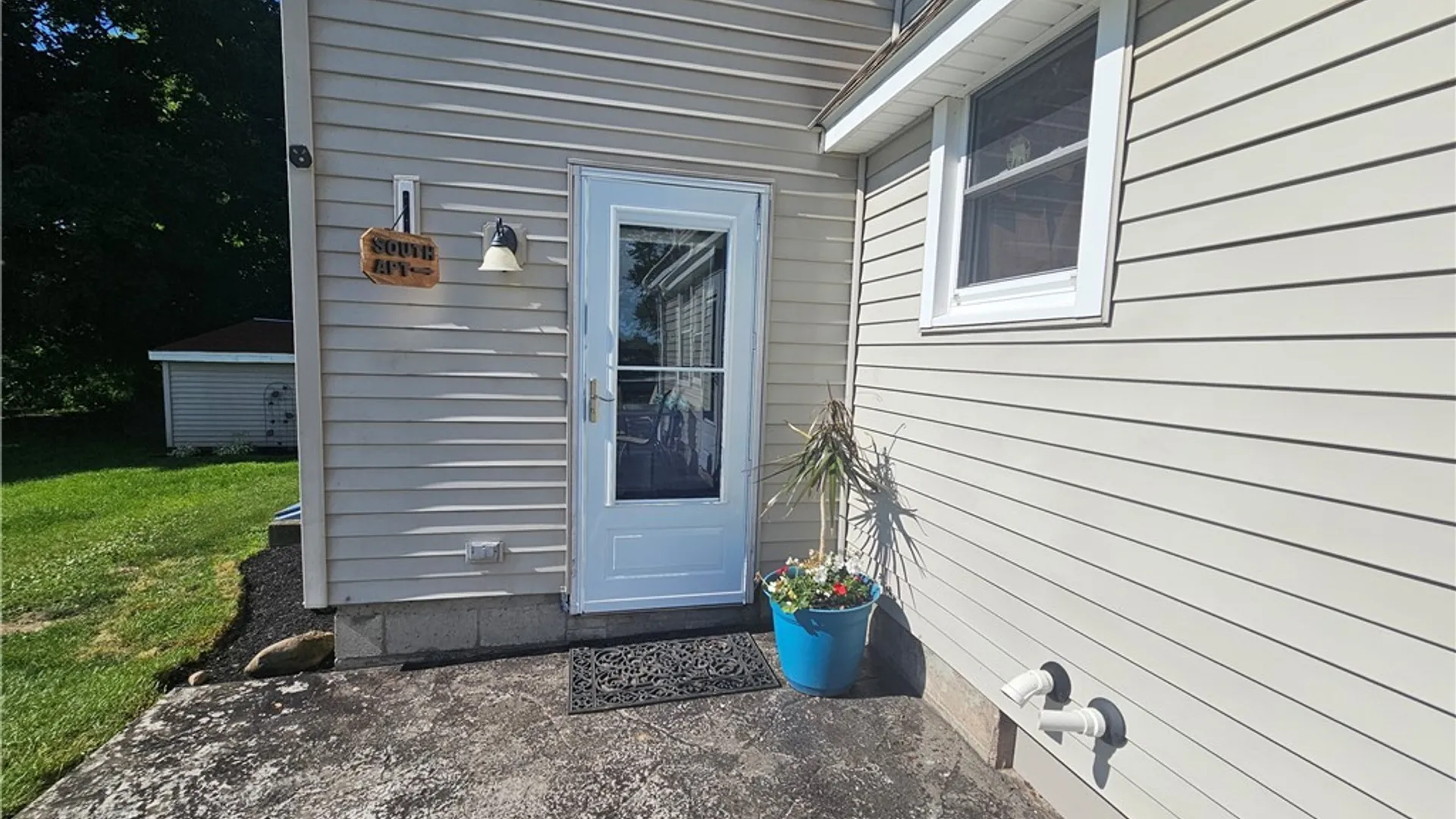 Property at 4877 Royalton Center Rd, Royalton, NY 14067 9