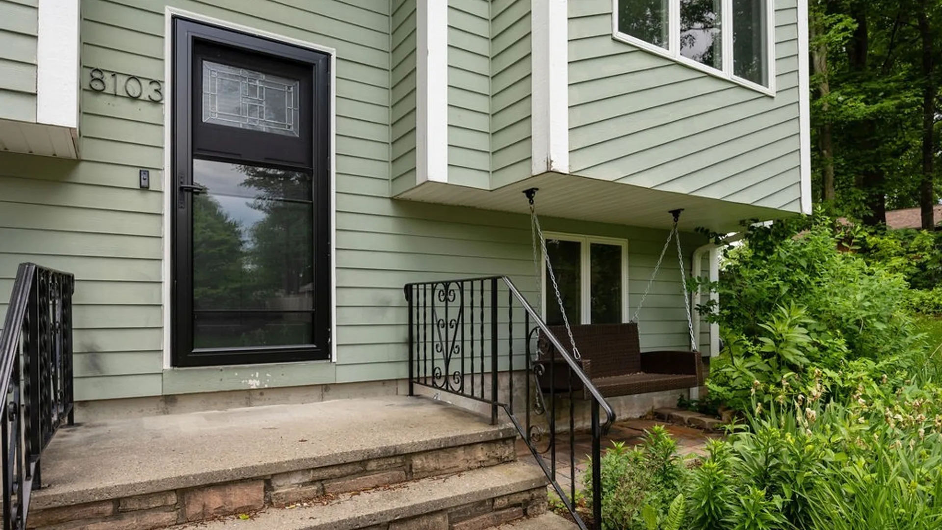 Property at 8103 Princess Path, Clay, NY 13090 3