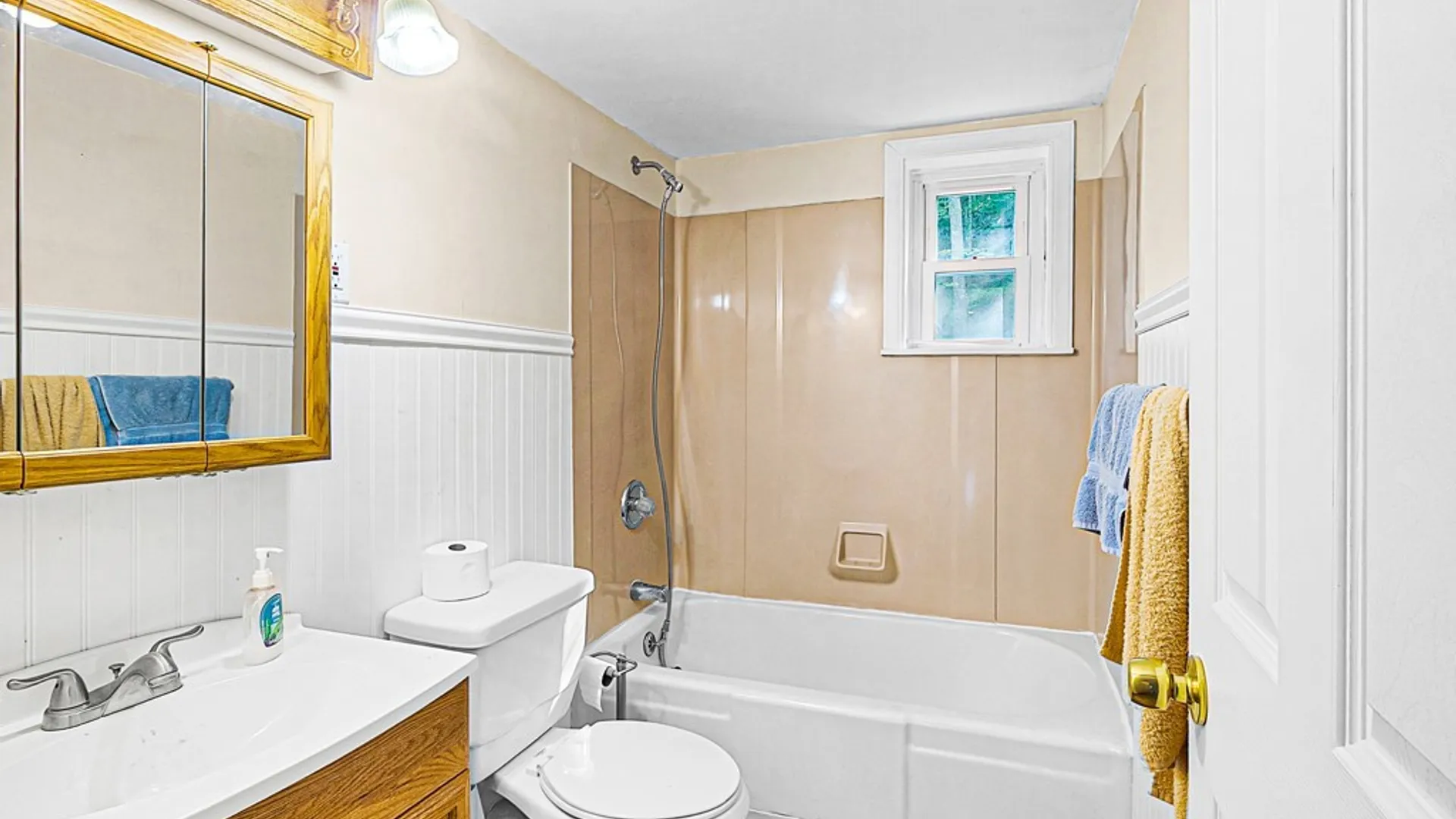 Property at 1729 Sherman Drive, New Hartford, NY 13413 5