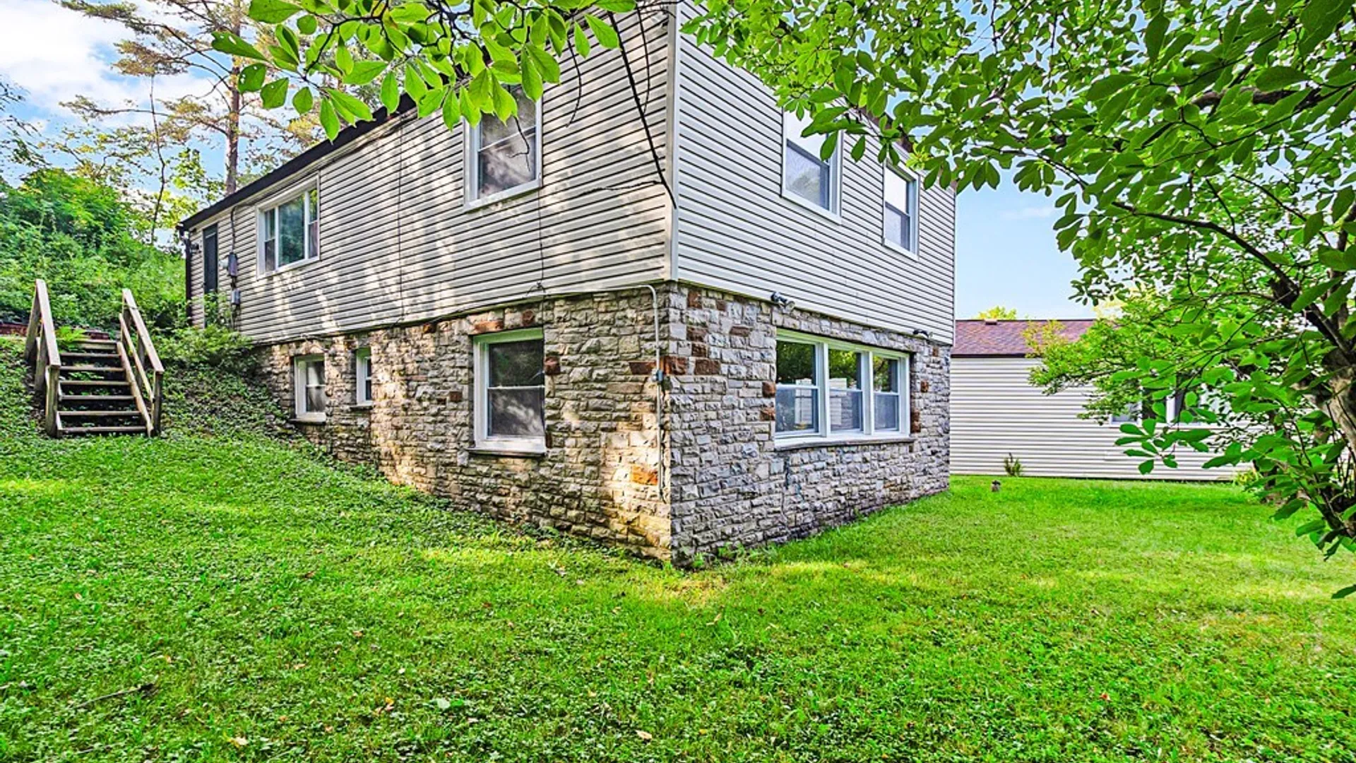 Property at 1729 Sherman Drive, New Hartford, NY 13413 32