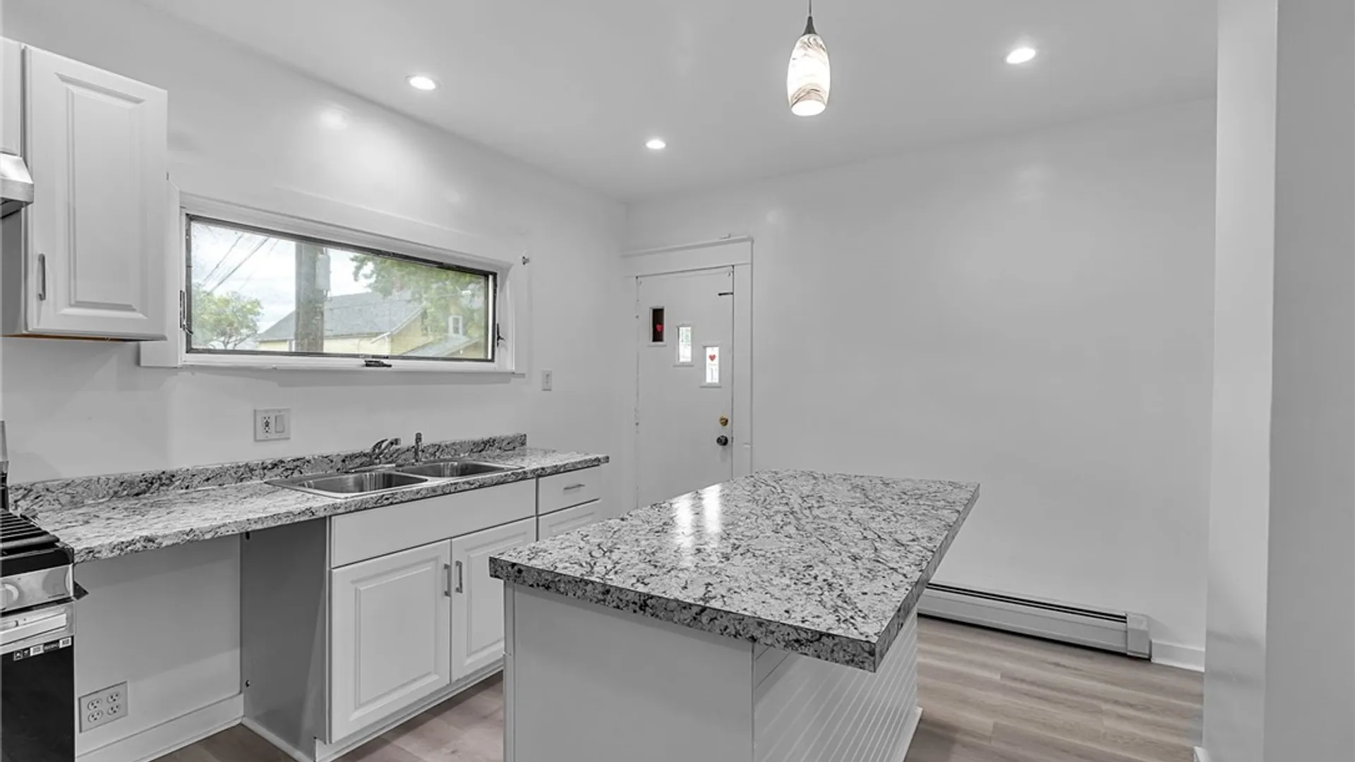 Property at 730 E Delavan Avenue, Buffalo, NY 14215 9