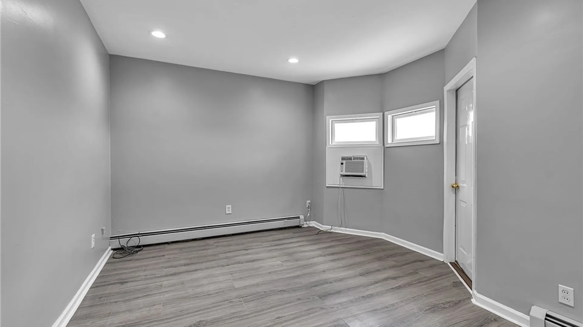 Property at 730 E Delavan Avenue, Buffalo, NY 14215 24