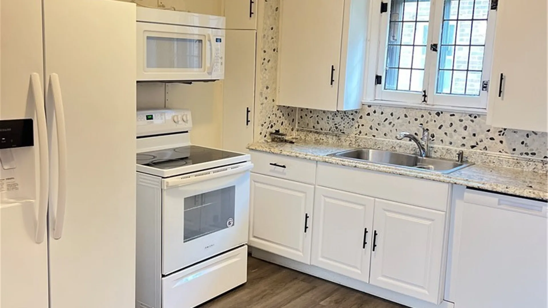 Property at 81 Concord Drive, Cheektowaga, NY 14215 6