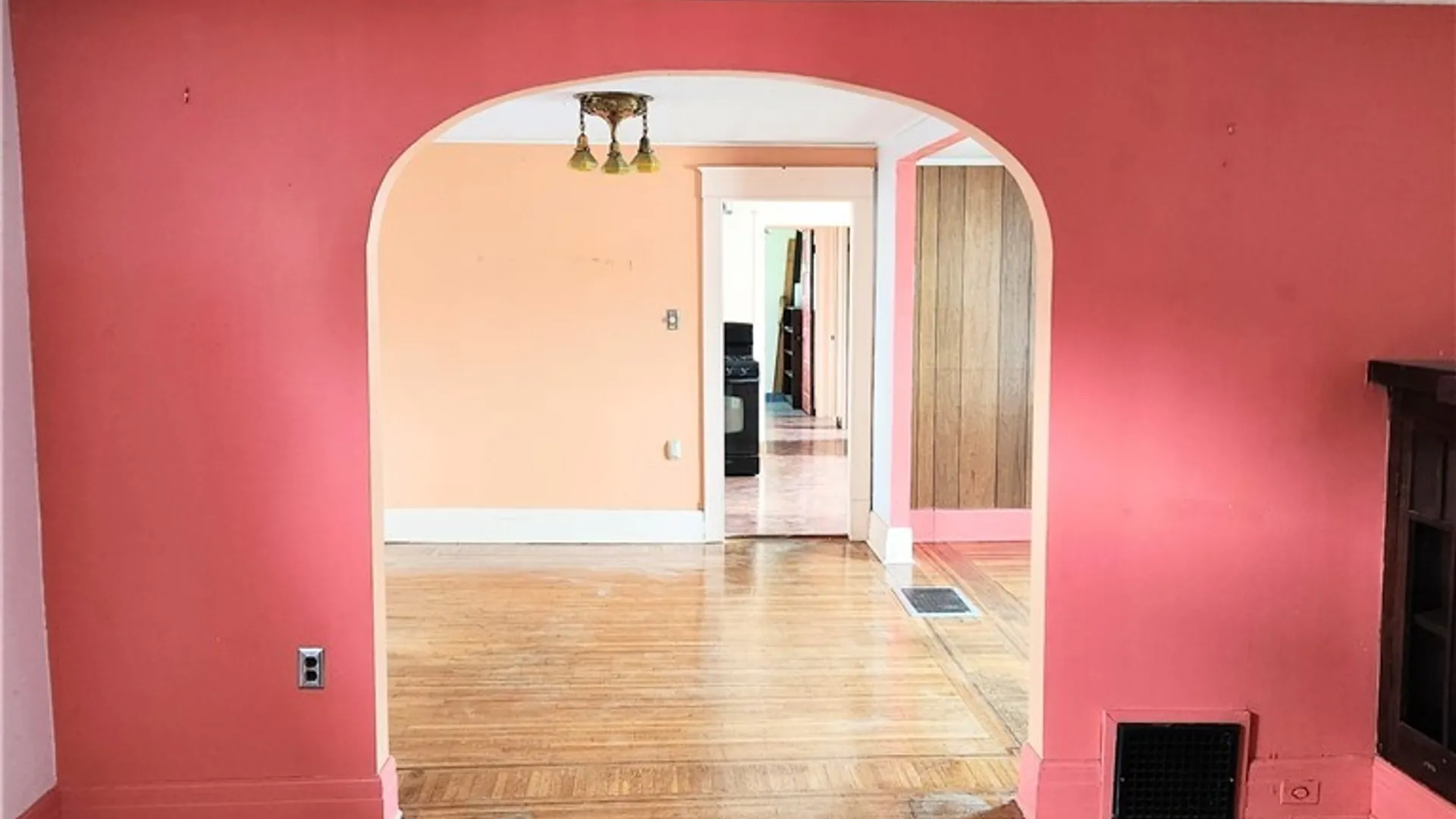 Property at 256 Auburn Avenue, Buffalo, NY 14213 18