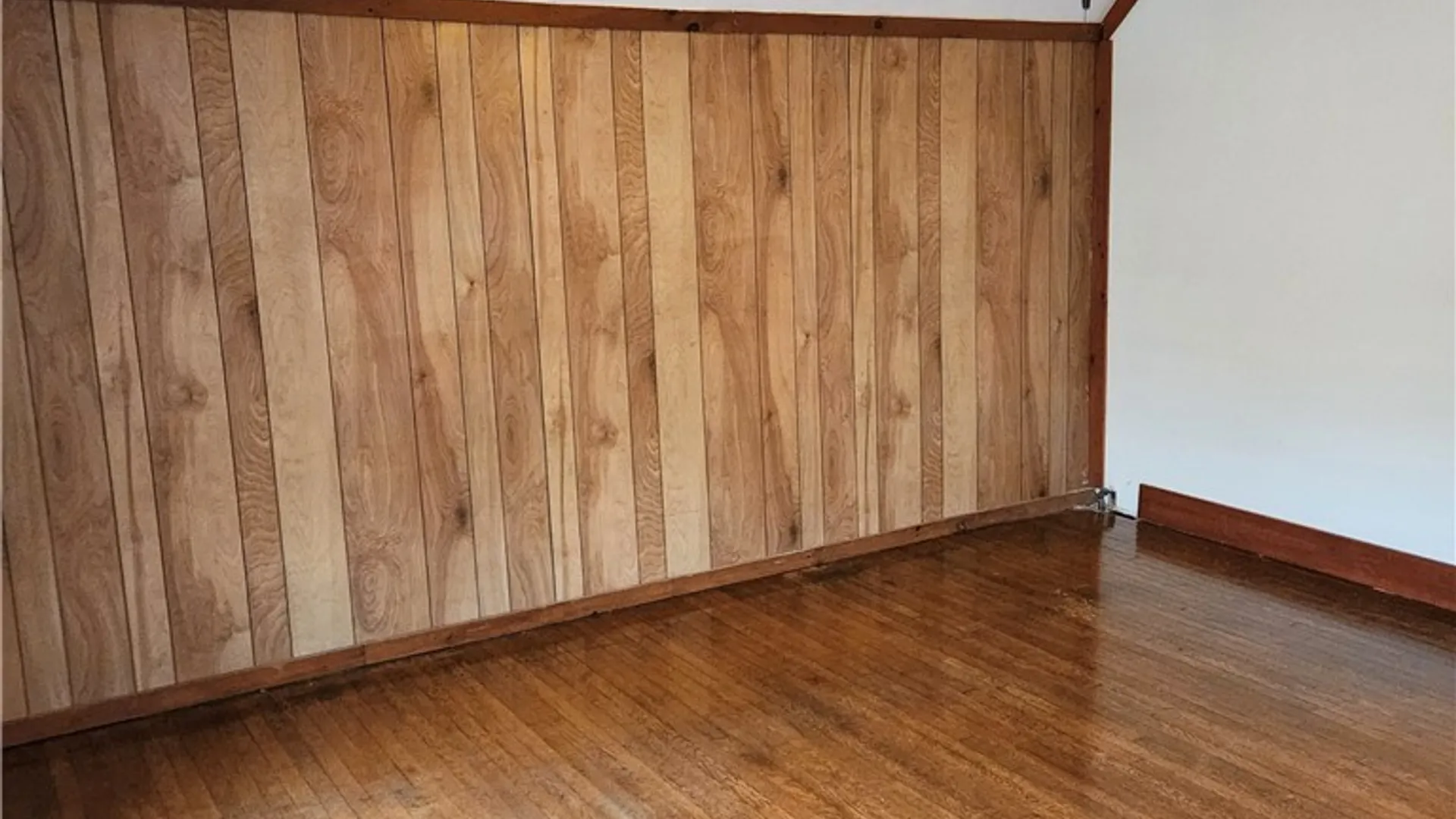 Property at 256 Auburn Avenue, Buffalo, NY 14213 24