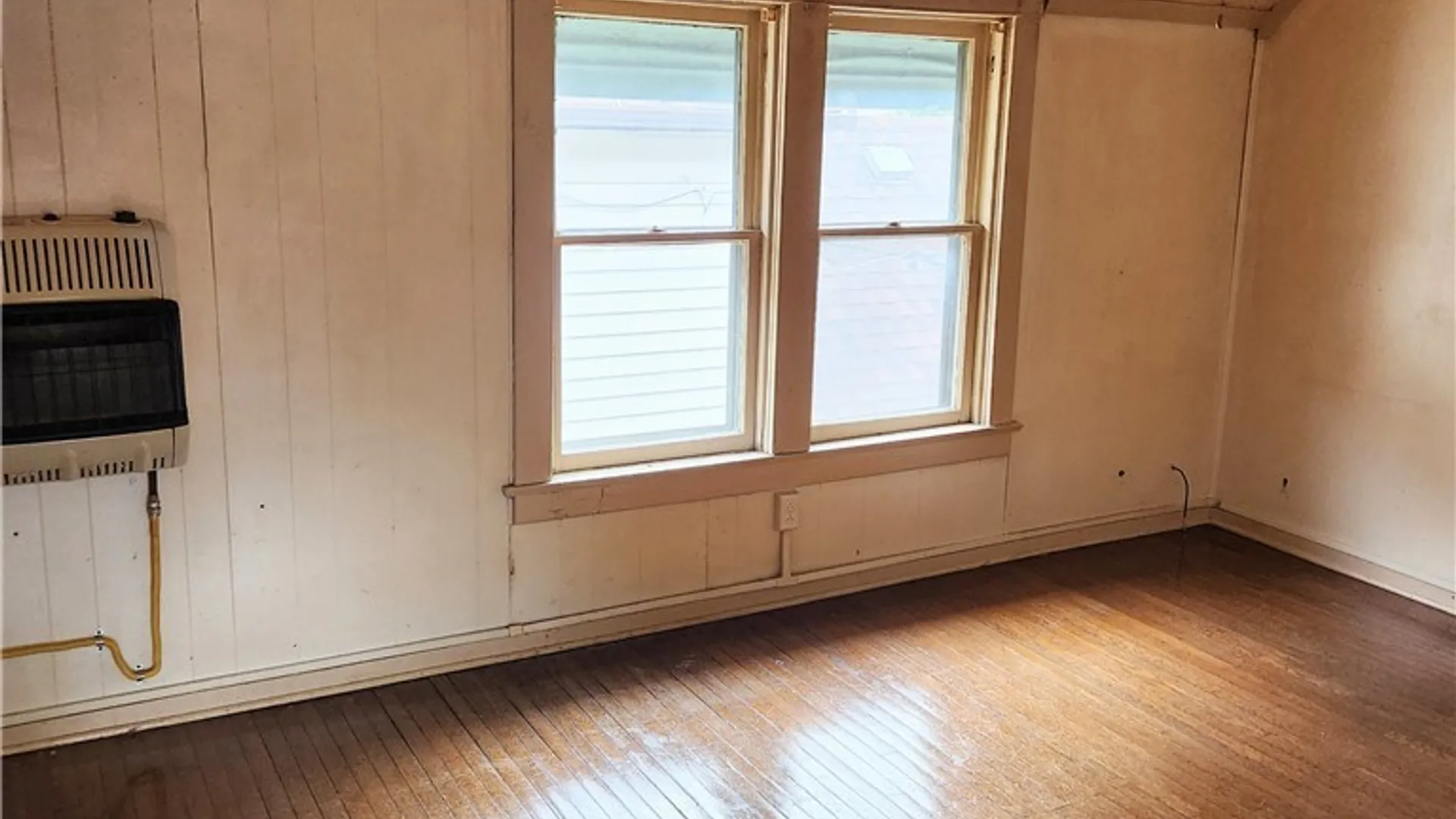 Property at 256 Auburn Avenue, Buffalo, NY 14213 27