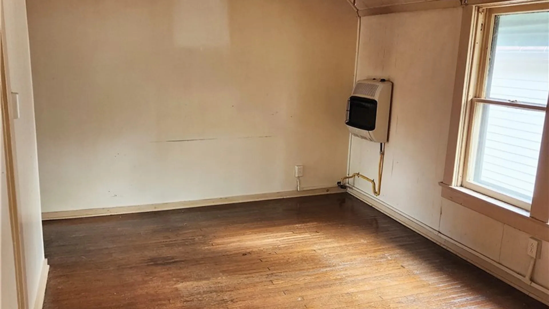 Property at 256 Auburn Avenue, Buffalo, NY 14213 28