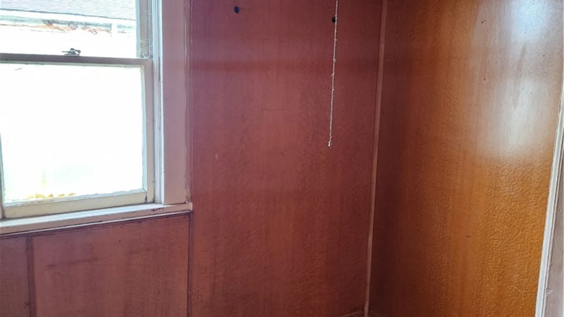 Property at 256 Auburn Avenue, Buffalo, NY 14213 12