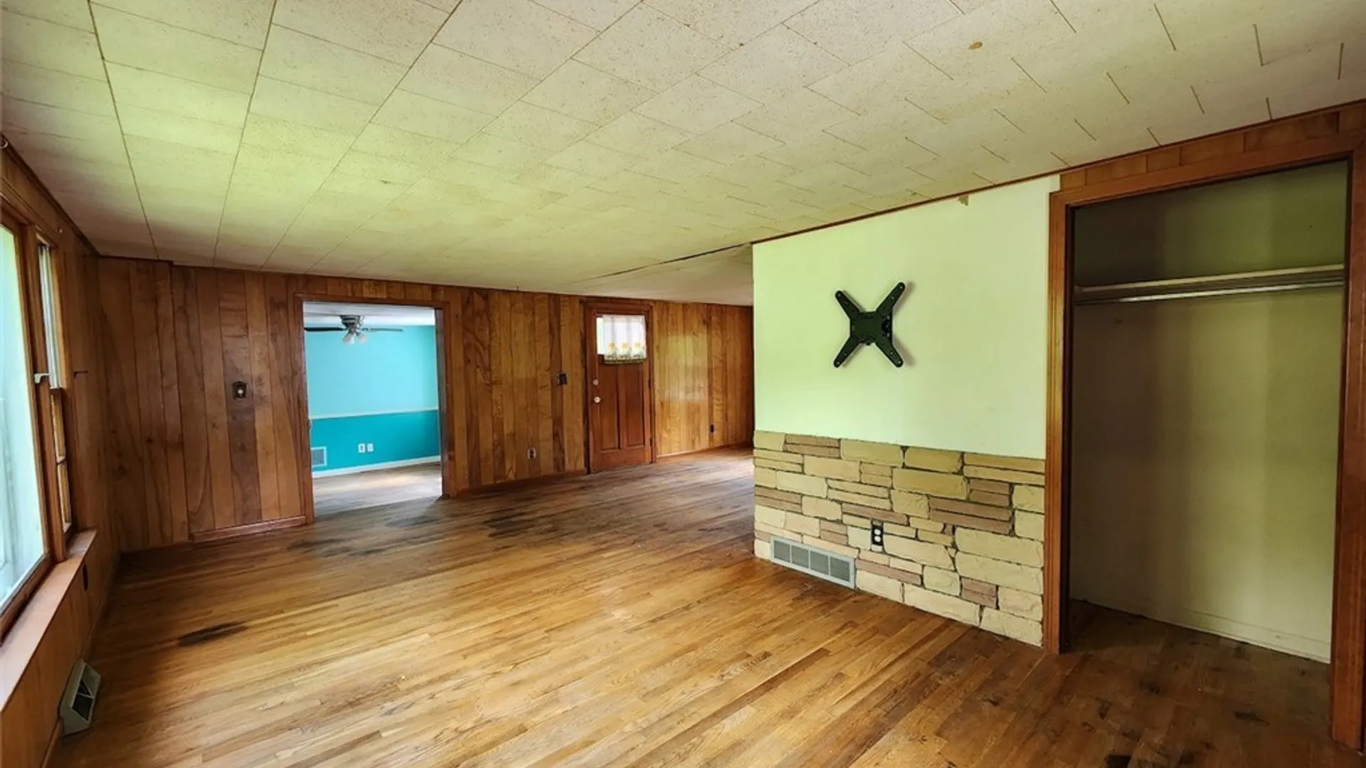 Property at 27 Brown Street, Lysander, NY 13027 14