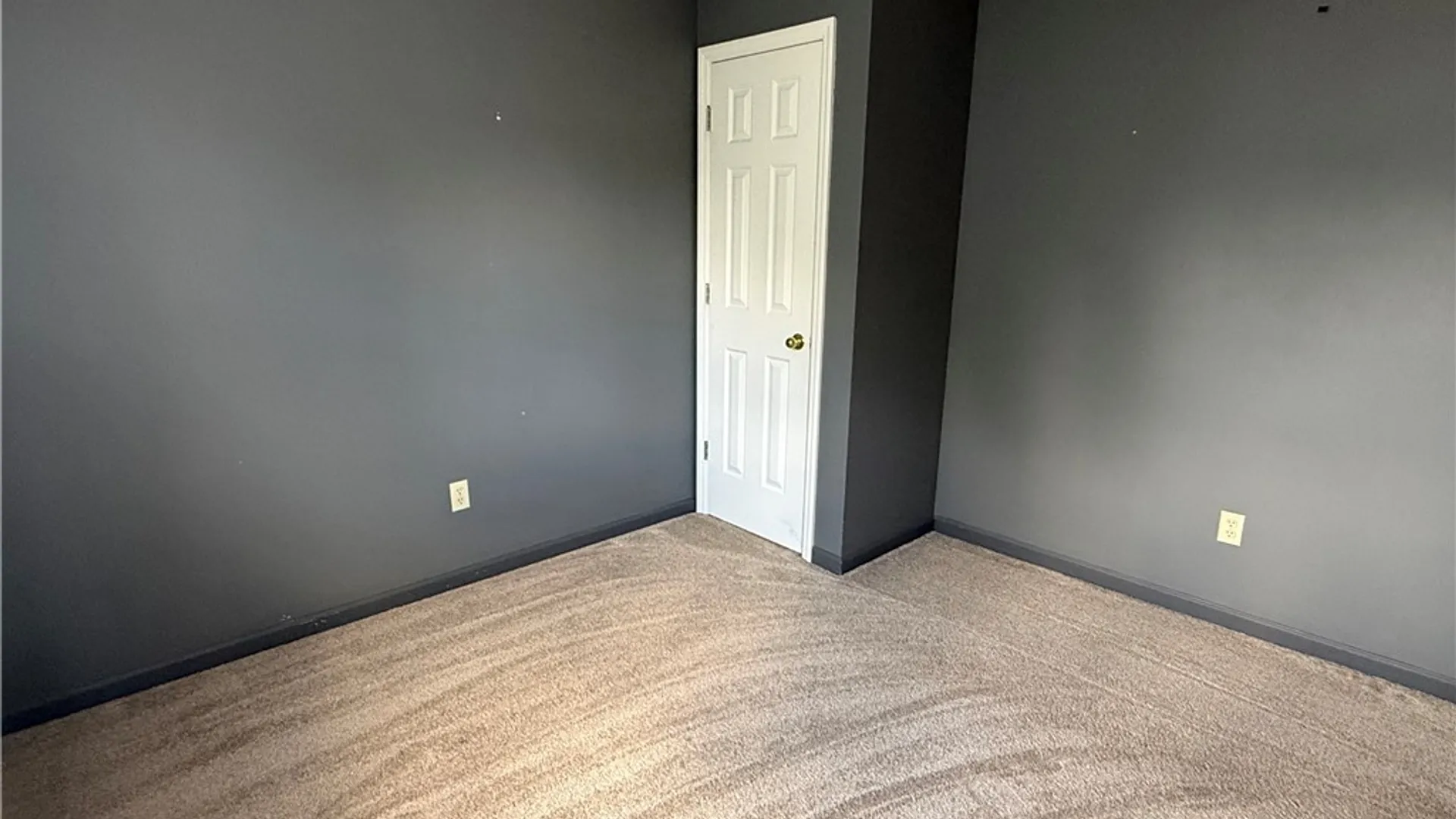 Property at 128 Hagan Circle, Oneida, NY 13421 14