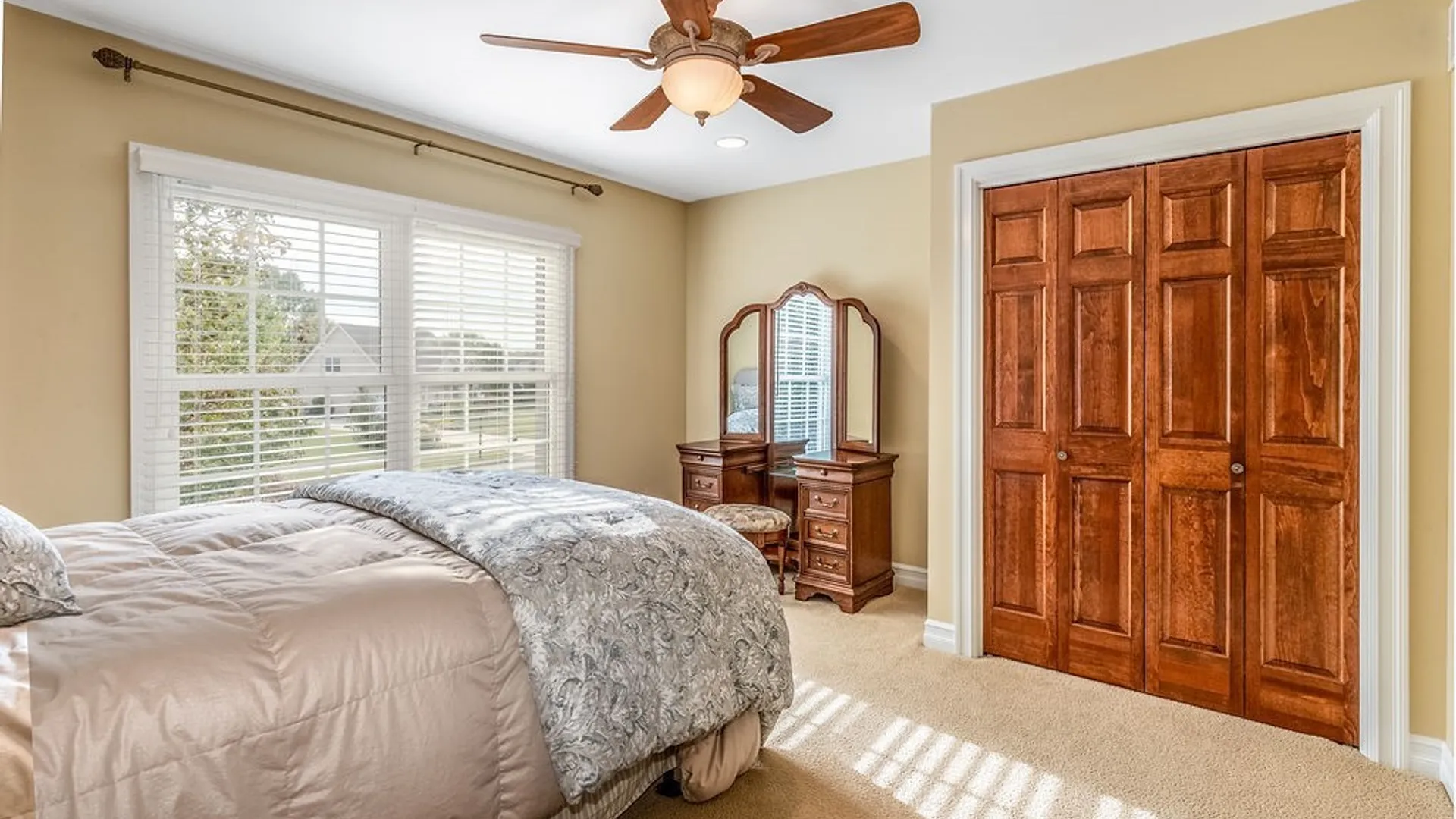 Property at 81 Hidden Oaks Court, Grand Island, NY 14072 28