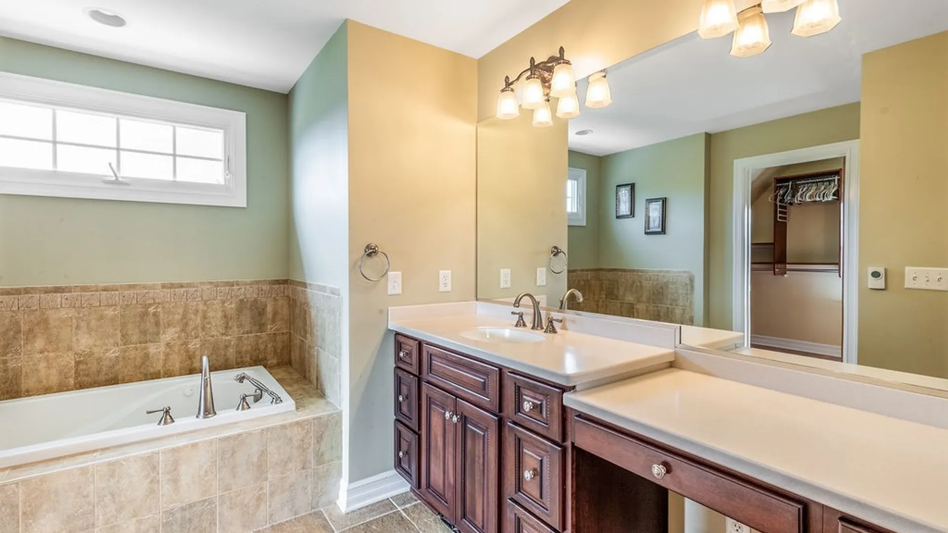 Property at 81 Hidden Oaks Court, Grand Island, NY 14072 38