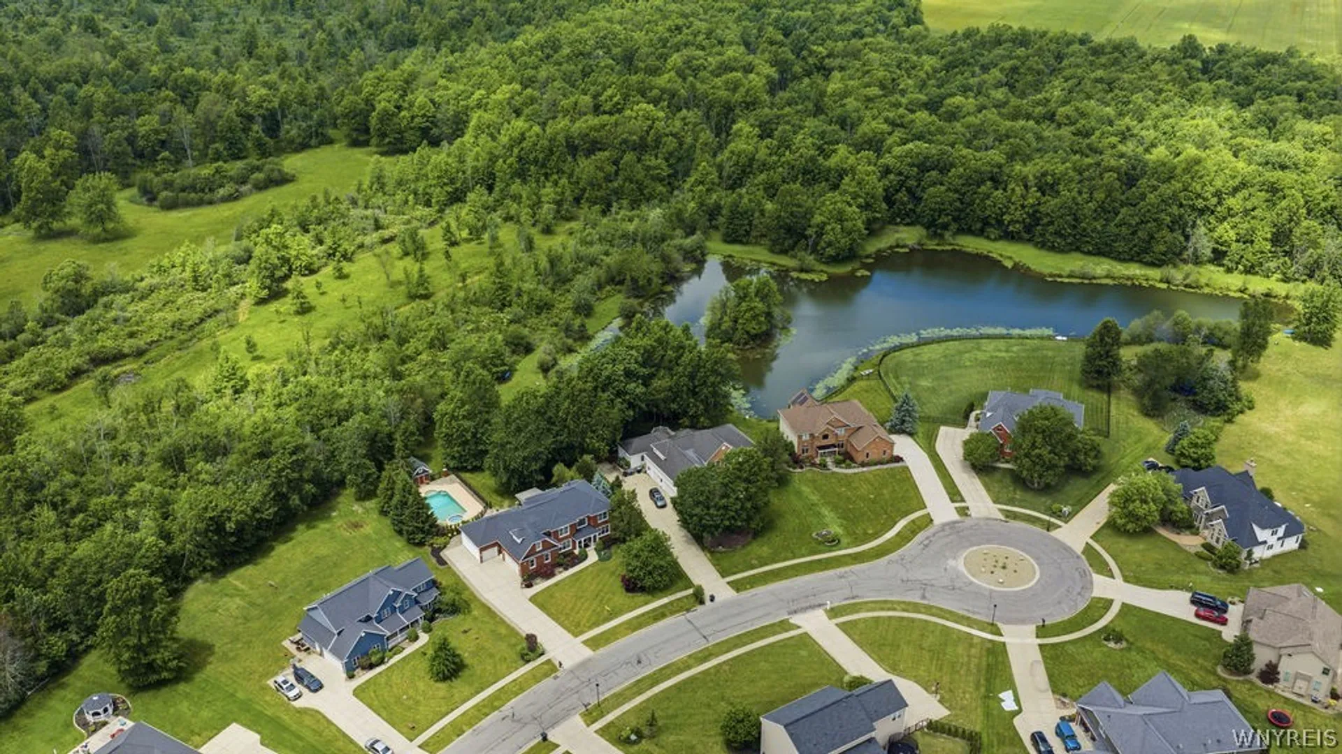 Property at 81 Hidden Oaks Court, Grand Island, NY 14072 48