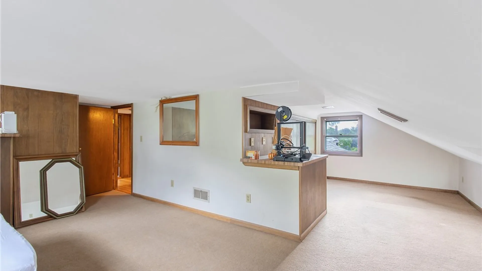 Property at 112 Winthrop Road, Syracuse, NY 13206 7
