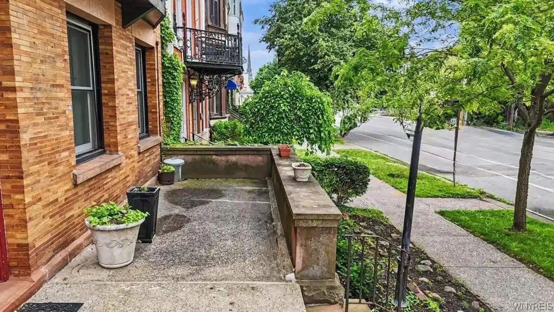 Property at 493 Delaware Avenue, Buffalo, NY 14202 5