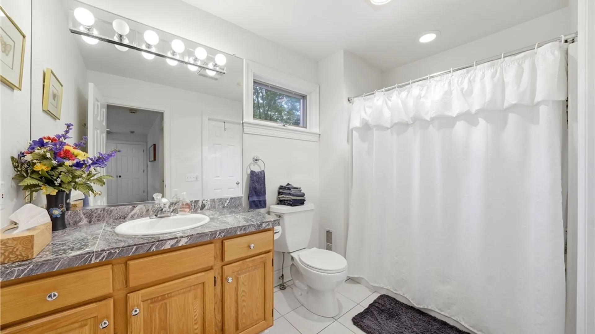 Property at 6970 Lockwood Court, Lockport Town, NY 14094 38