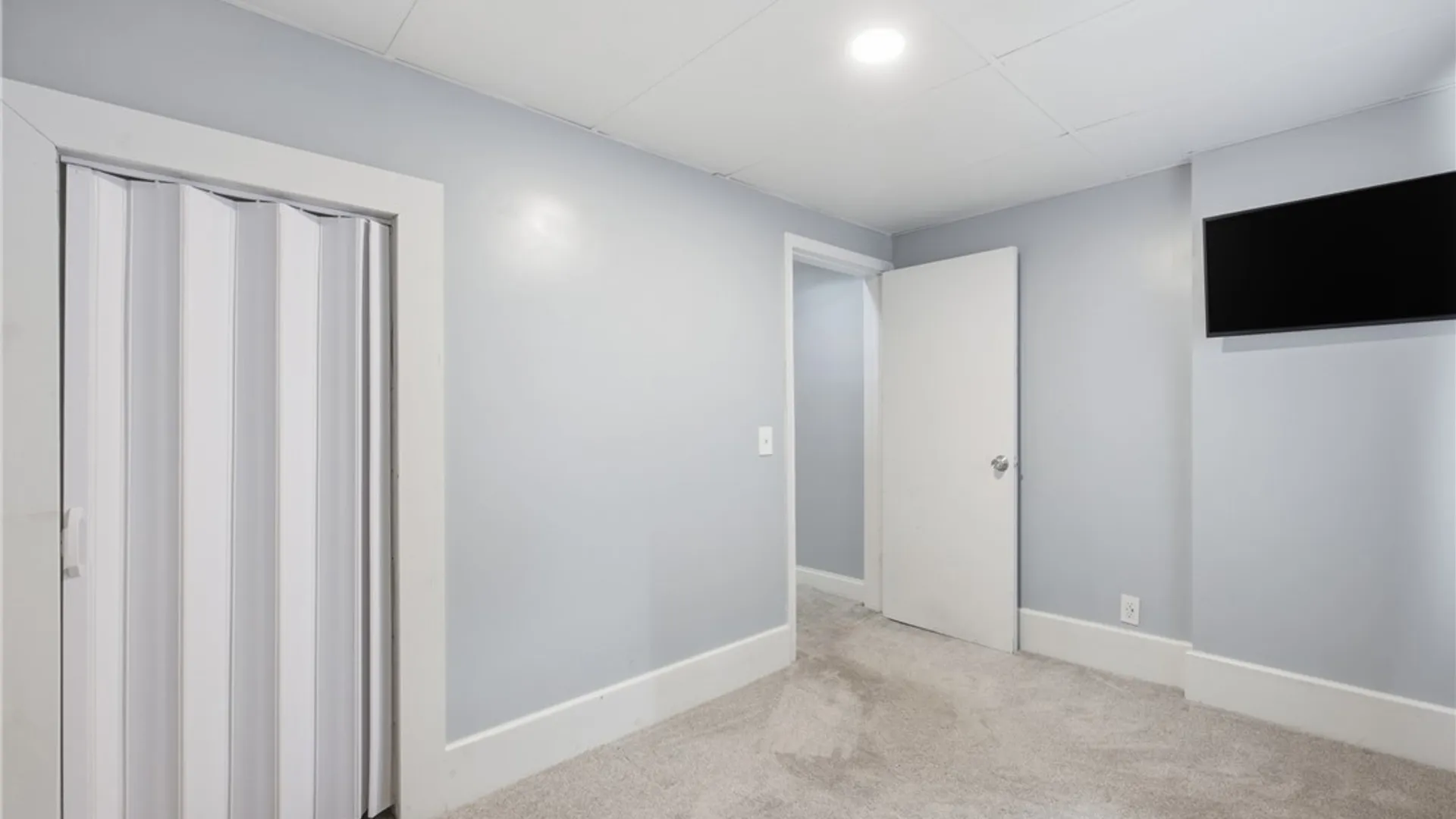 Property at 44 Pound Street, Lockport City, NY 14094 22