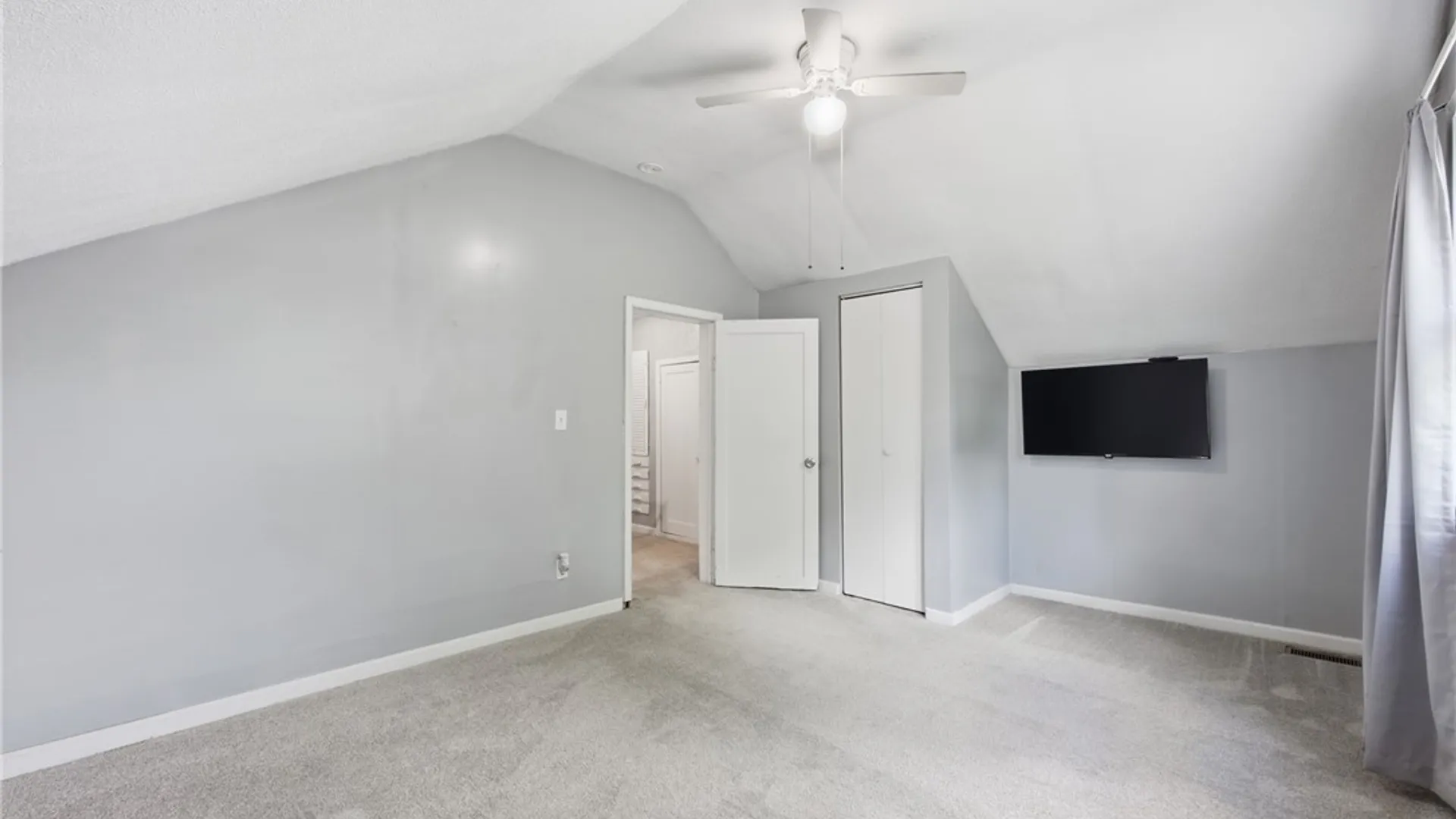 Property at 44 Pound Street, Lockport City, NY 14094 26