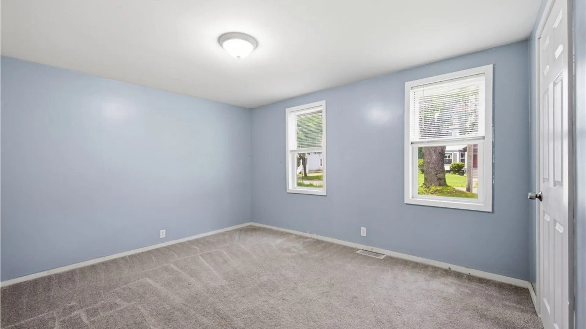 Property at 44 Pound Street, Lockport City, NY 14094 18