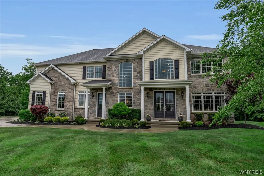 Property at 9822 Willowleaf Court, Clarence, NY 14032
