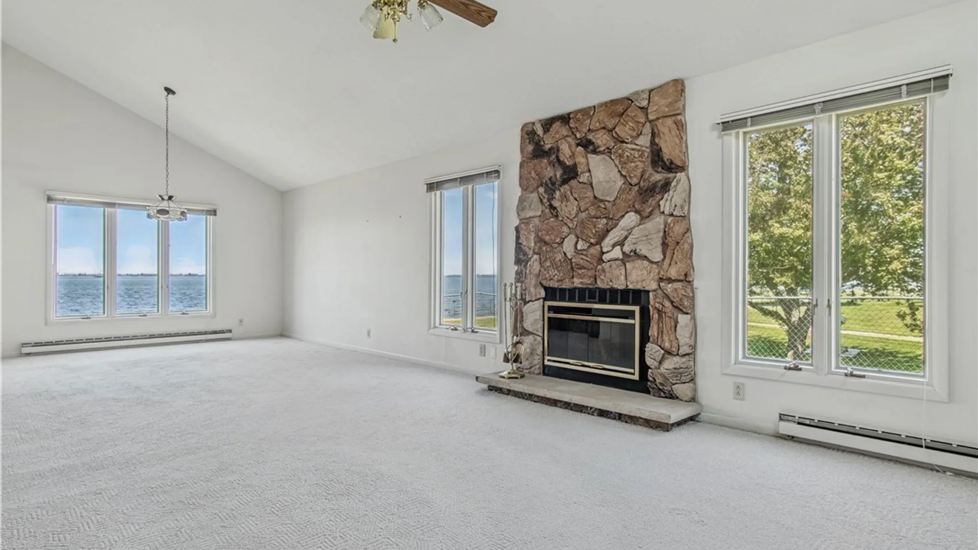 Property at 947 Broadway, Cape Vincent, NY 13618 9