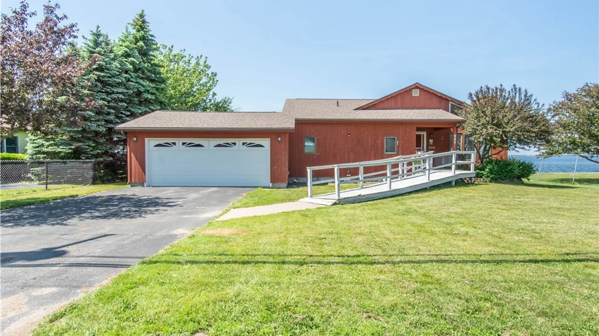 Property at 947 Broadway, Cape Vincent, NY 13618 25
