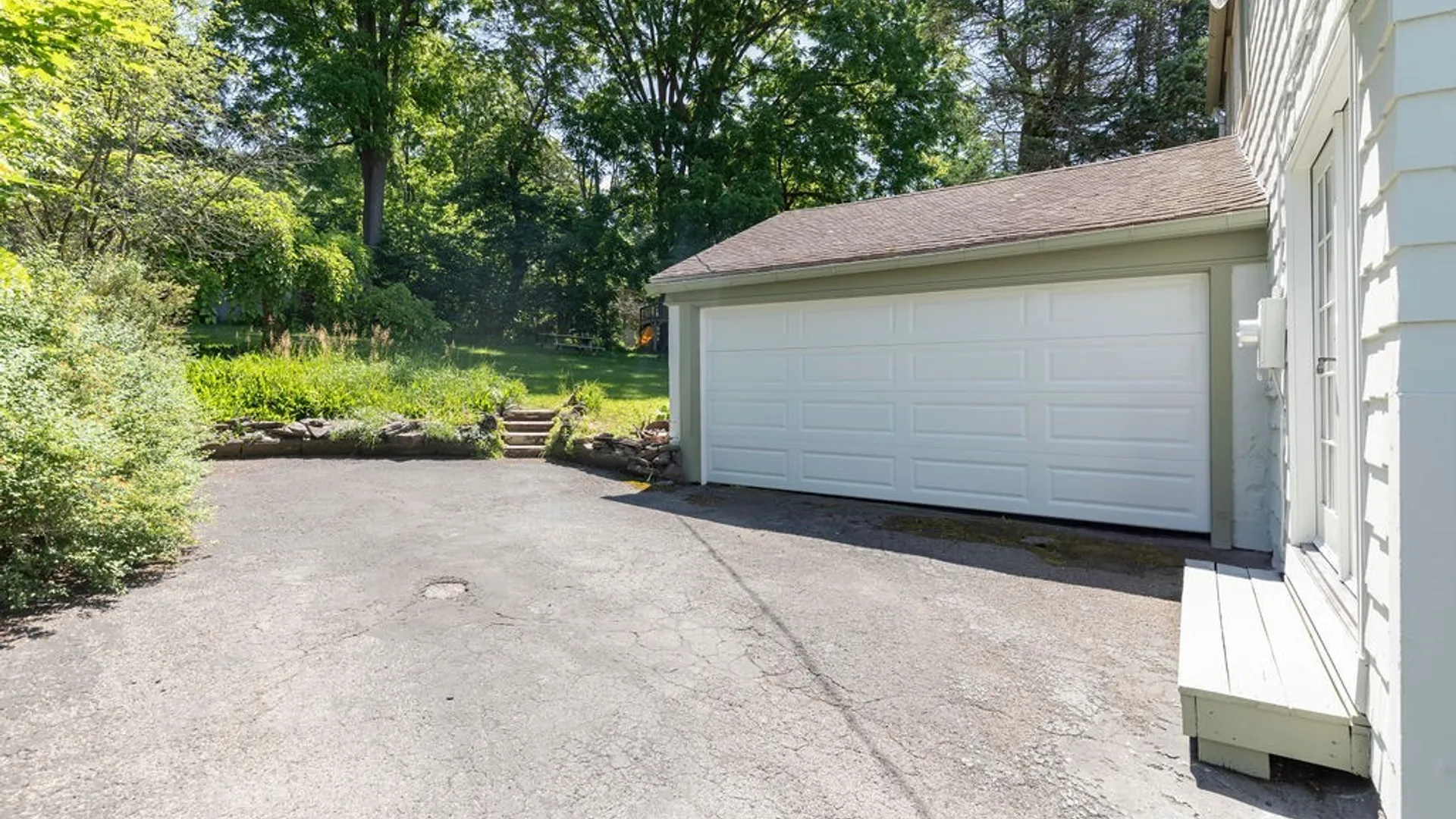 Property at 105 Guilford Road, Syracuse, NY 13224 4