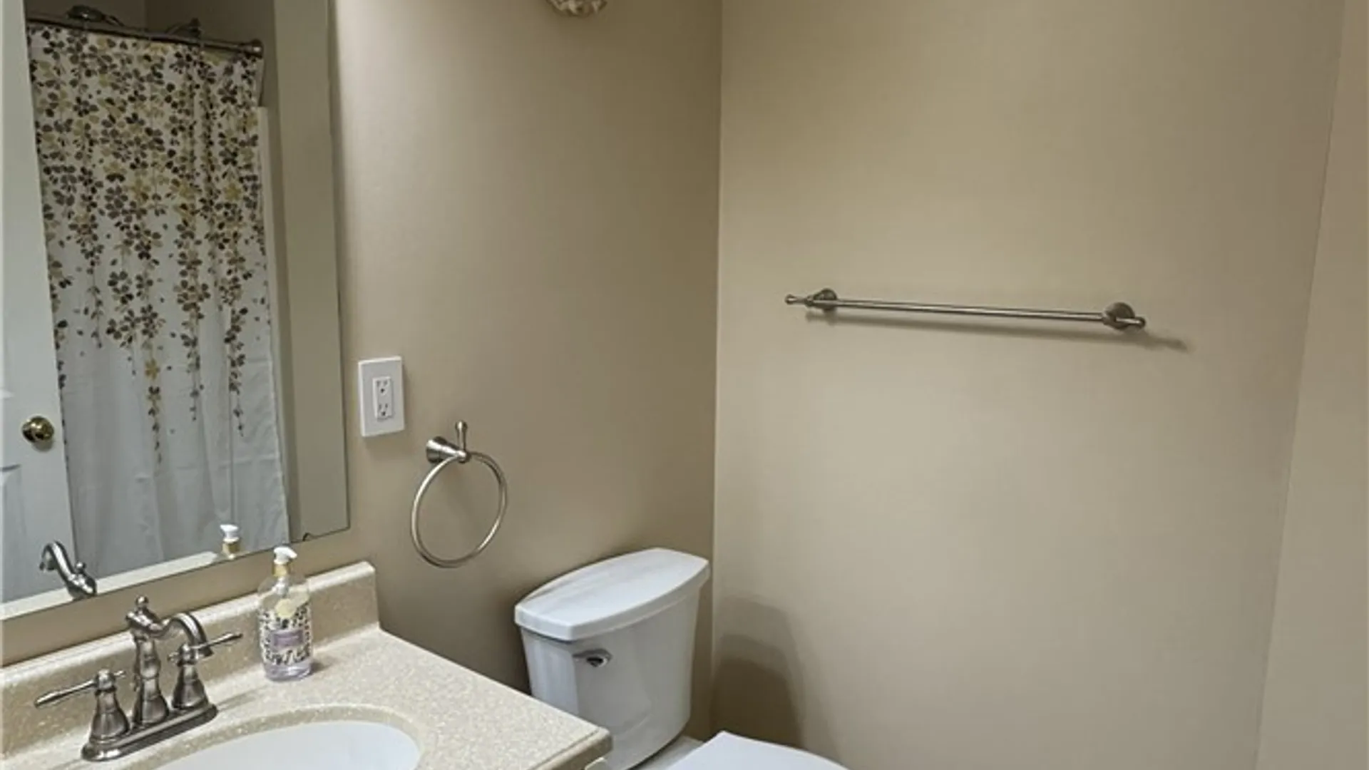 Property at 107 Snappy Lane, Salina, NY 13090 44