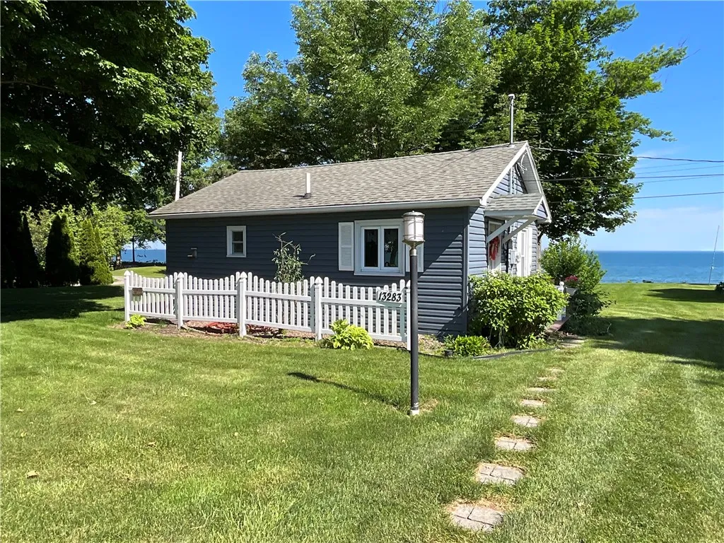 Property at 13283 Lakeside Park Road, Carlton, NY 14571