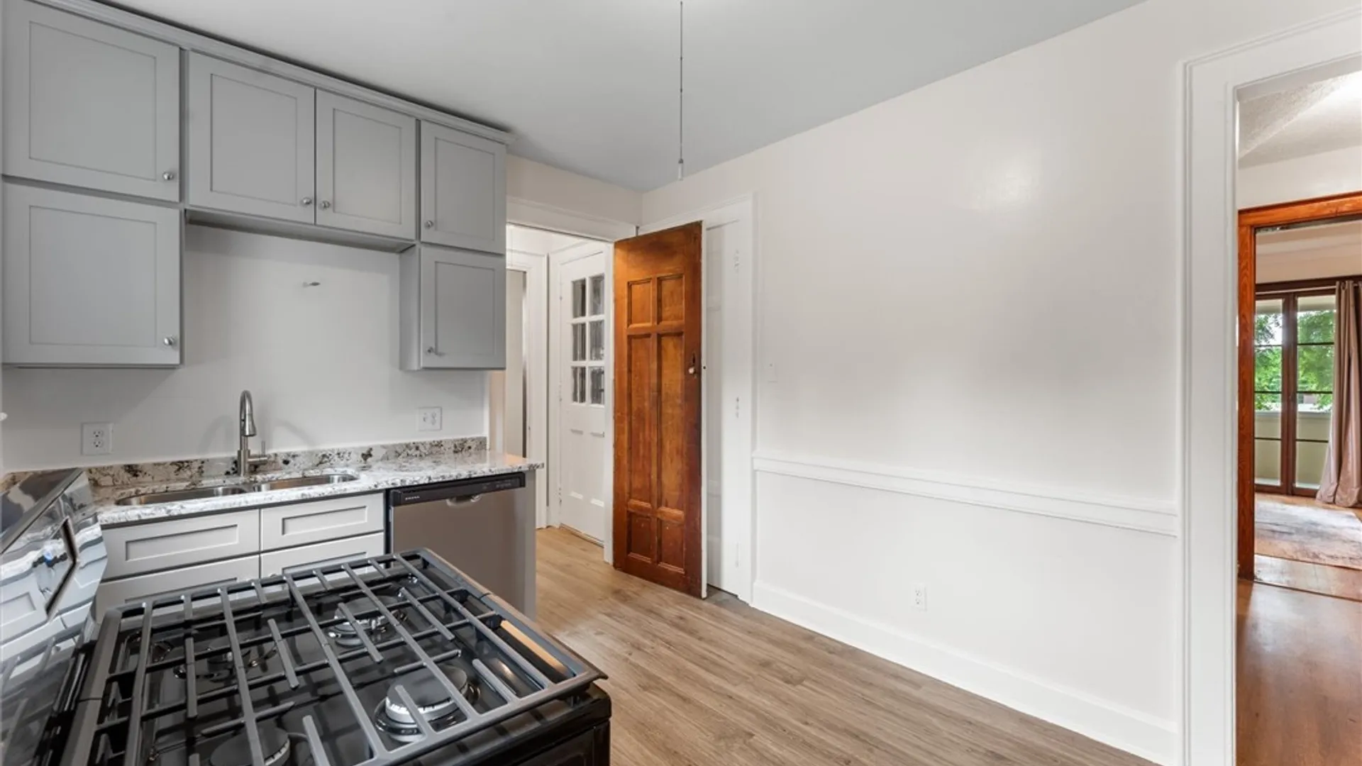 Property at 105 Summit Avenue, Syracuse, NY 13207 15