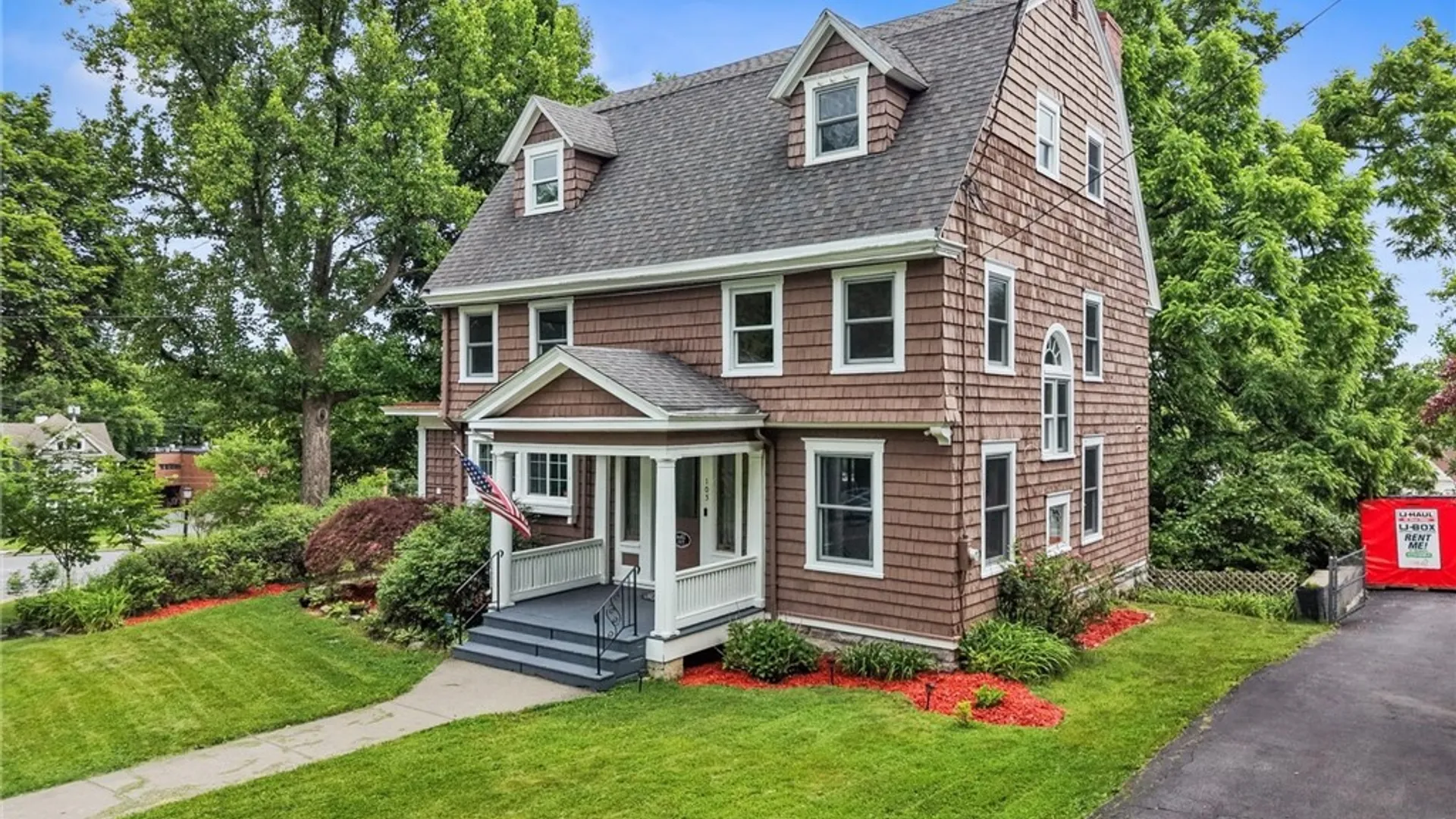 Property at 105 Summit Avenue, Syracuse, NY 13207 3
