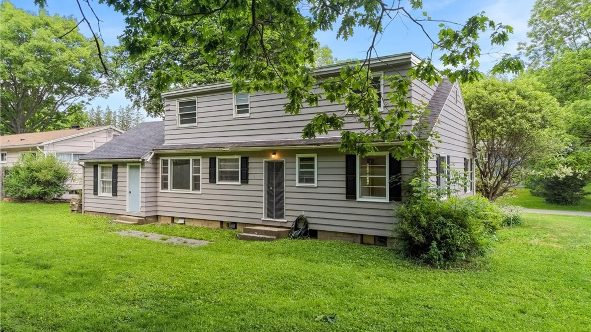 Property at 10 S Ten Eyck Avenue, Cazenovia, NY 13035 34