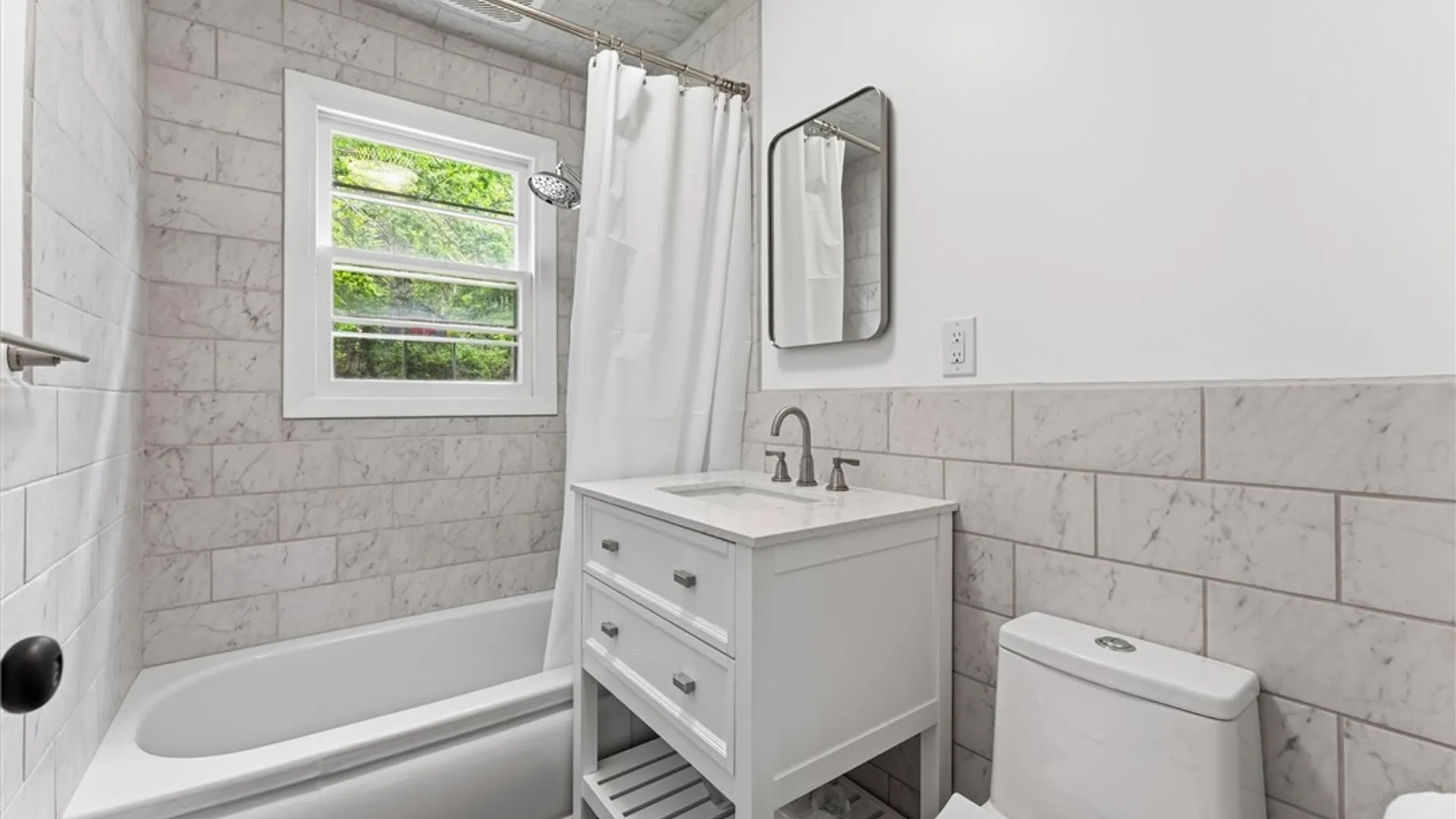Property at 10 S Ten Eyck Avenue, Cazenovia, NY 13035 16