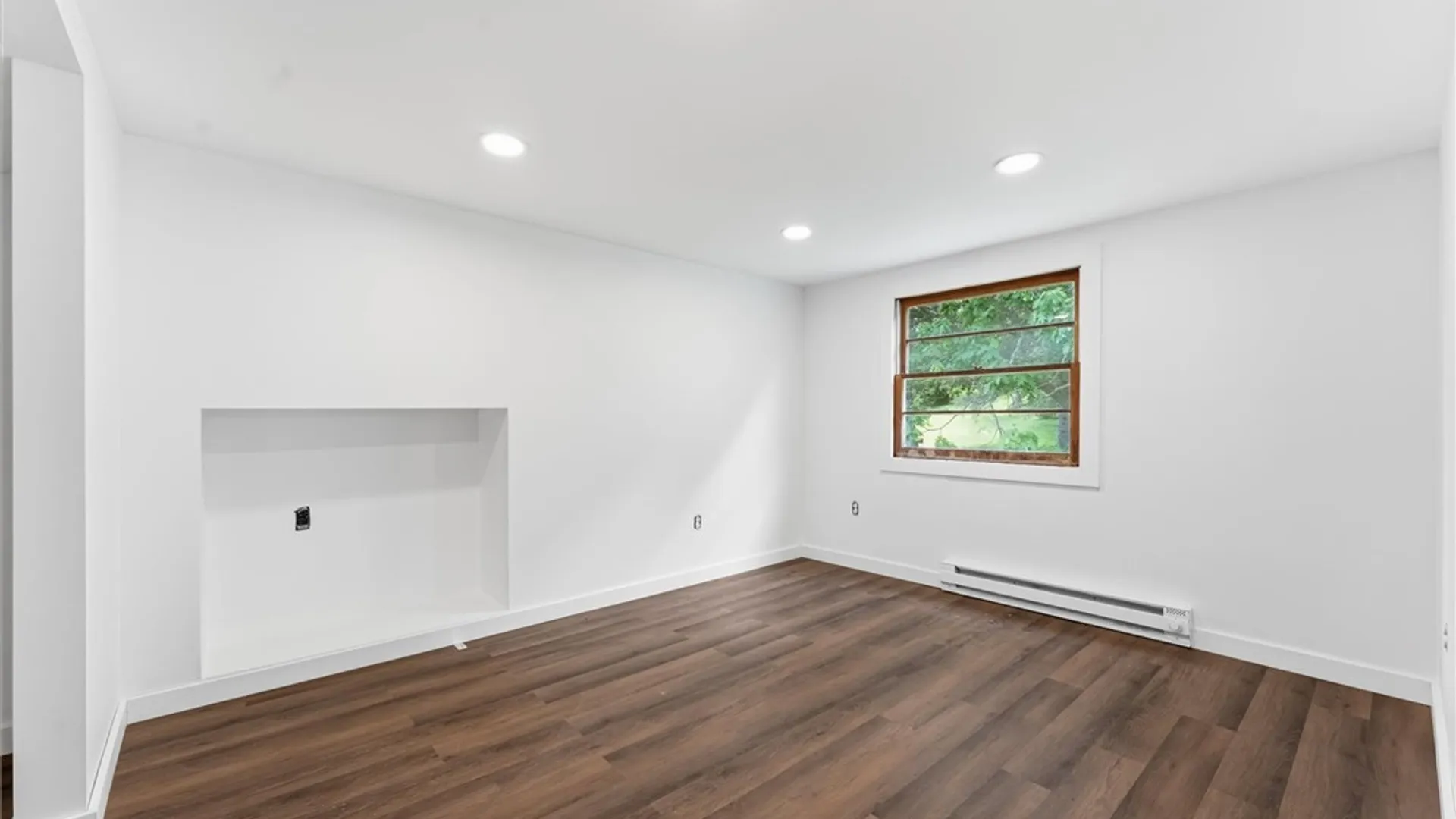 Property at 10 S Ten Eyck Avenue, Cazenovia, NY 13035 20