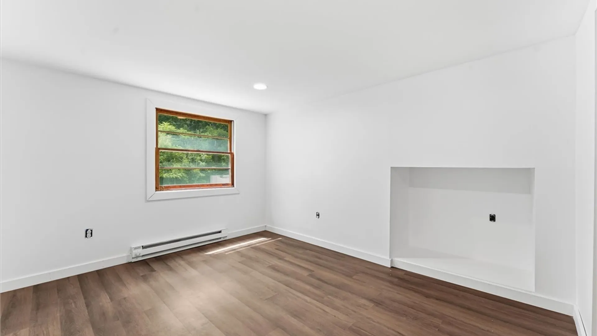 Property at 10 S Ten Eyck Avenue, Cazenovia, NY 13035 22