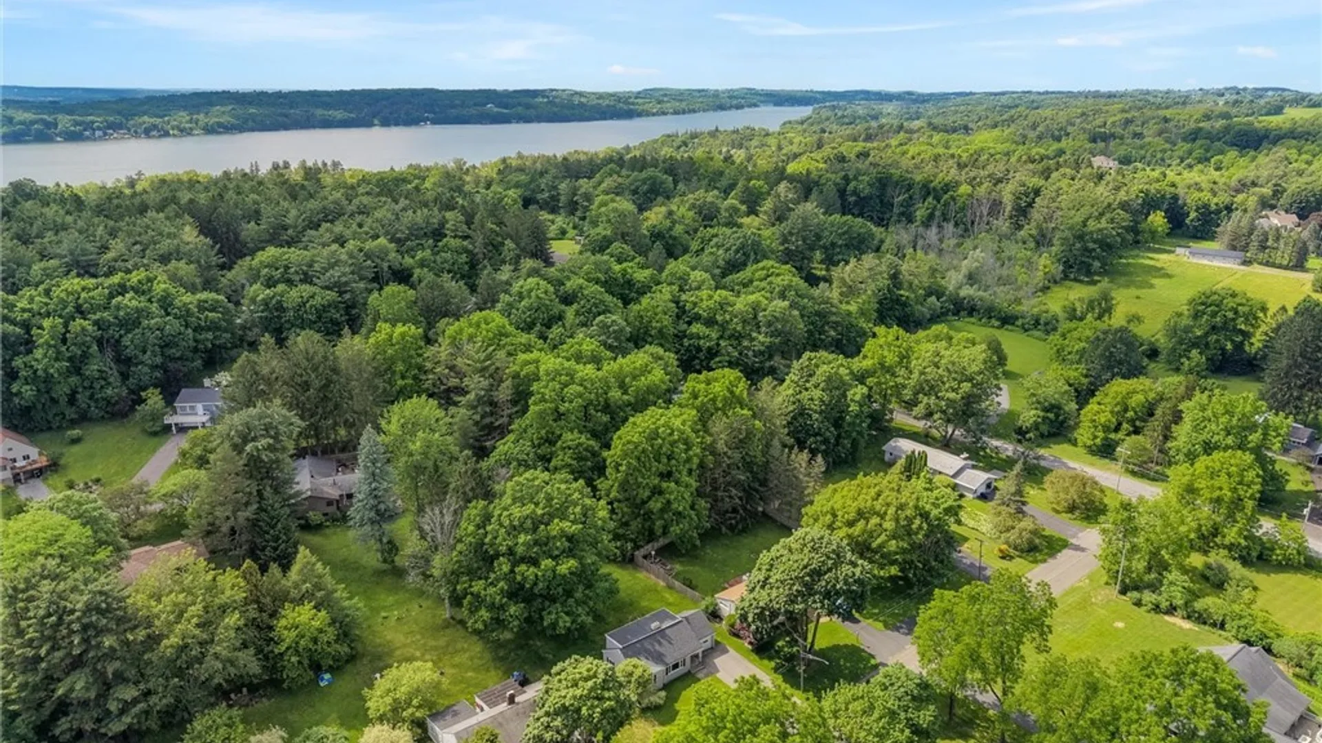 Property at 10 S Ten Eyck Avenue, Cazenovia, NY 13035 44