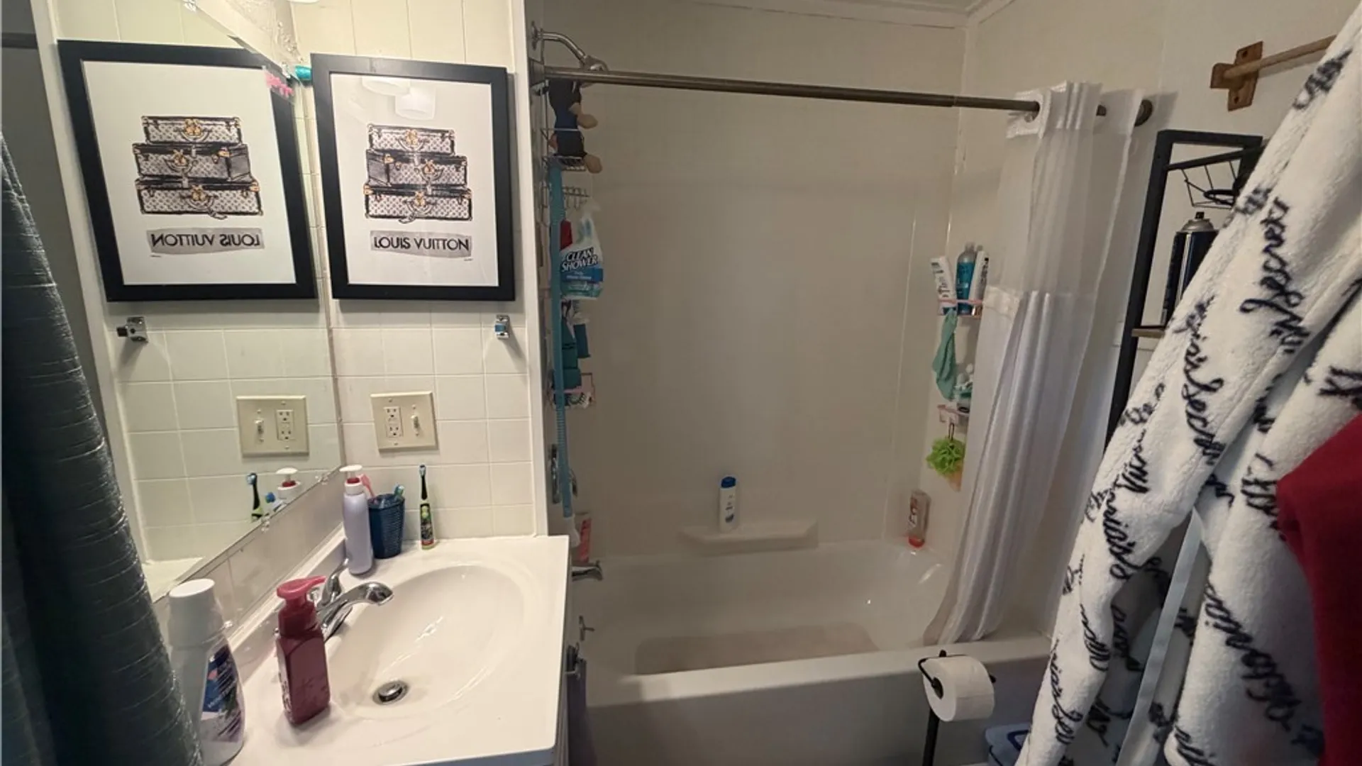 Property at 35 Orchard Street, Lockport City, NY 14094 21