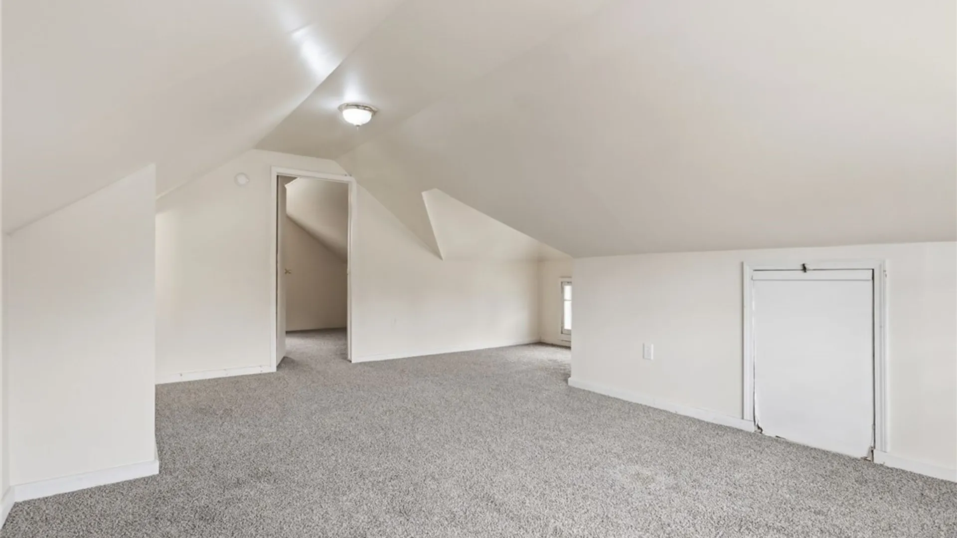 Property at 112 Roxborough Road, Rochester, NY 14619 31