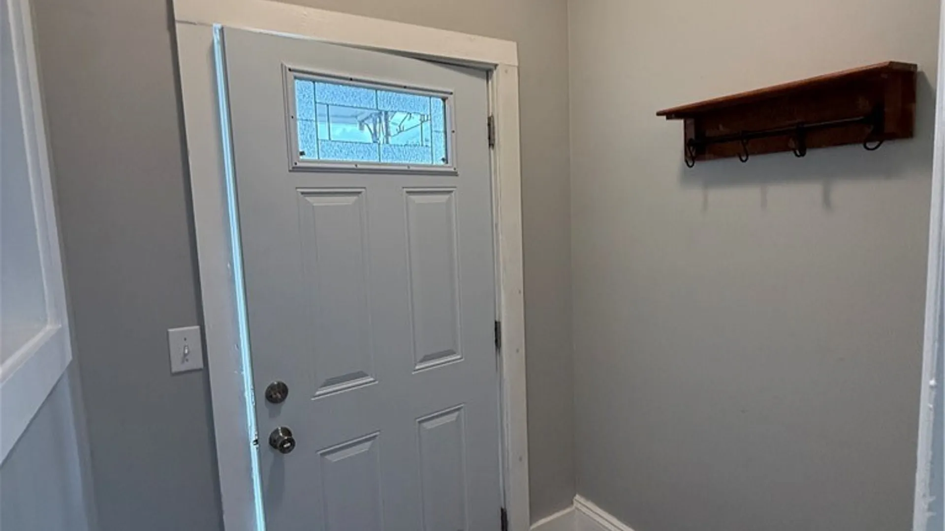 Property at 21 Burt Avenue, Auburn, NY 13021 13