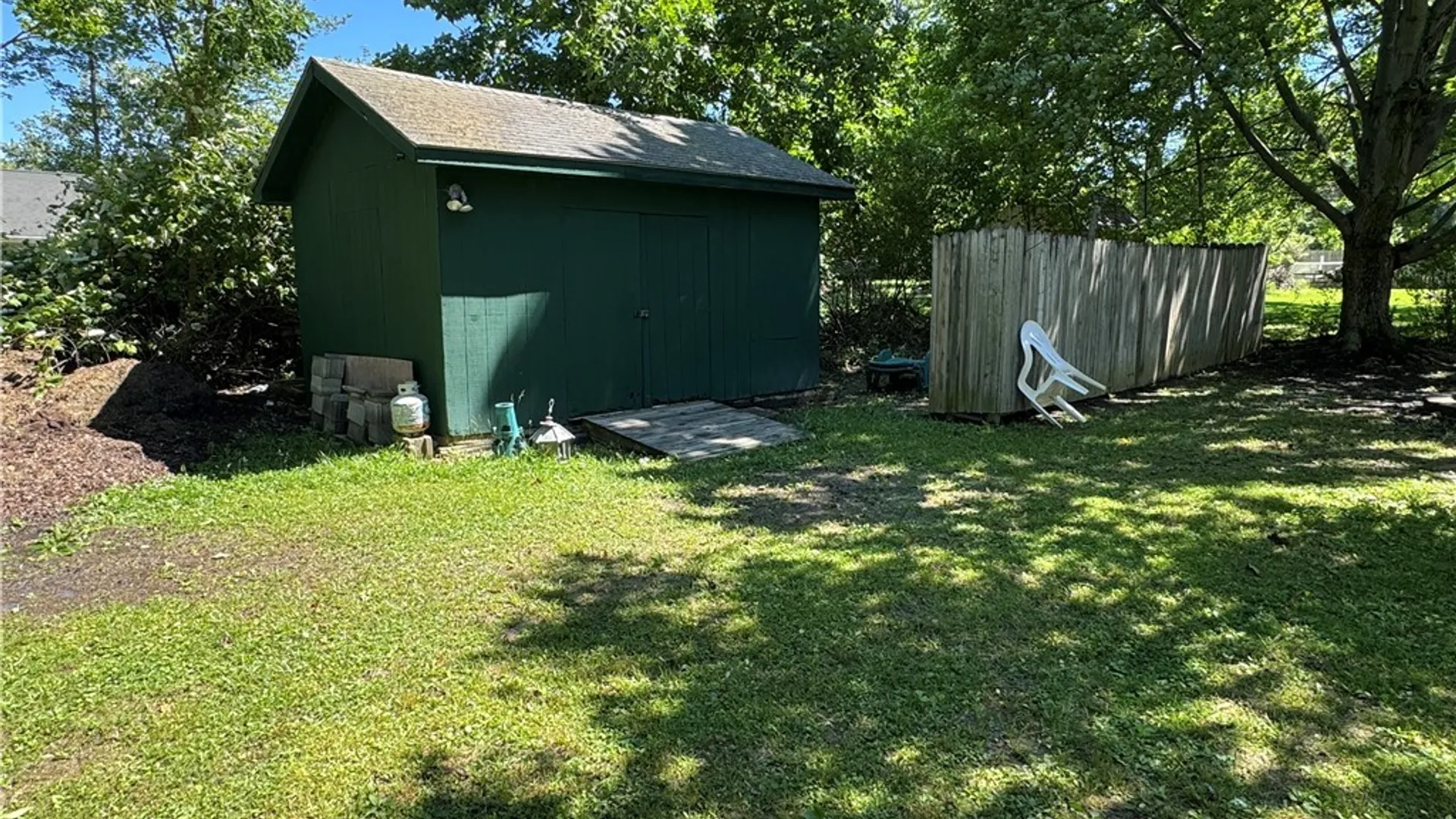 Property at 96 Chestnut Lane, Evans, NY 14006 33