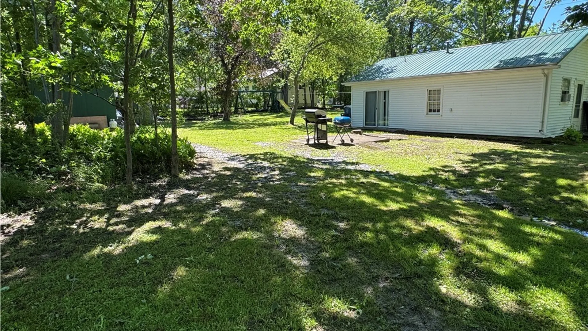 Property at 96 Chestnut Lane, Evans, NY 14006 5