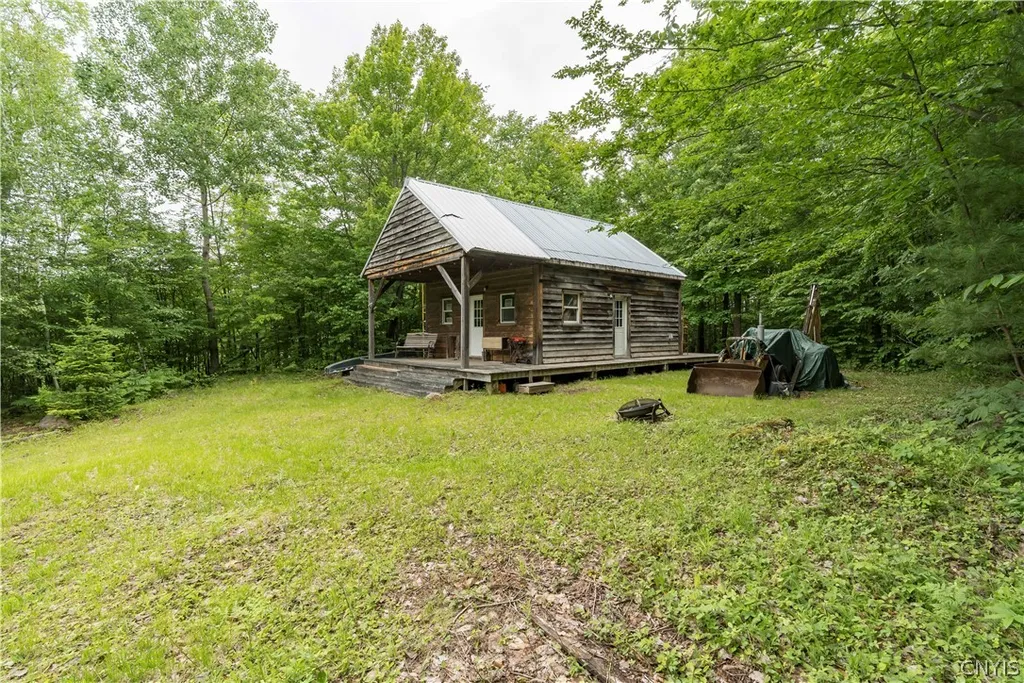 Property at 6258 Bear Paw Lane, Croghan, NY 13327