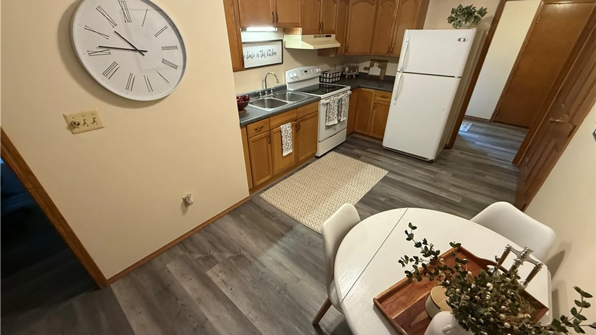 Property at 915 Arcadia Avenue, Utica, NY 13502 5