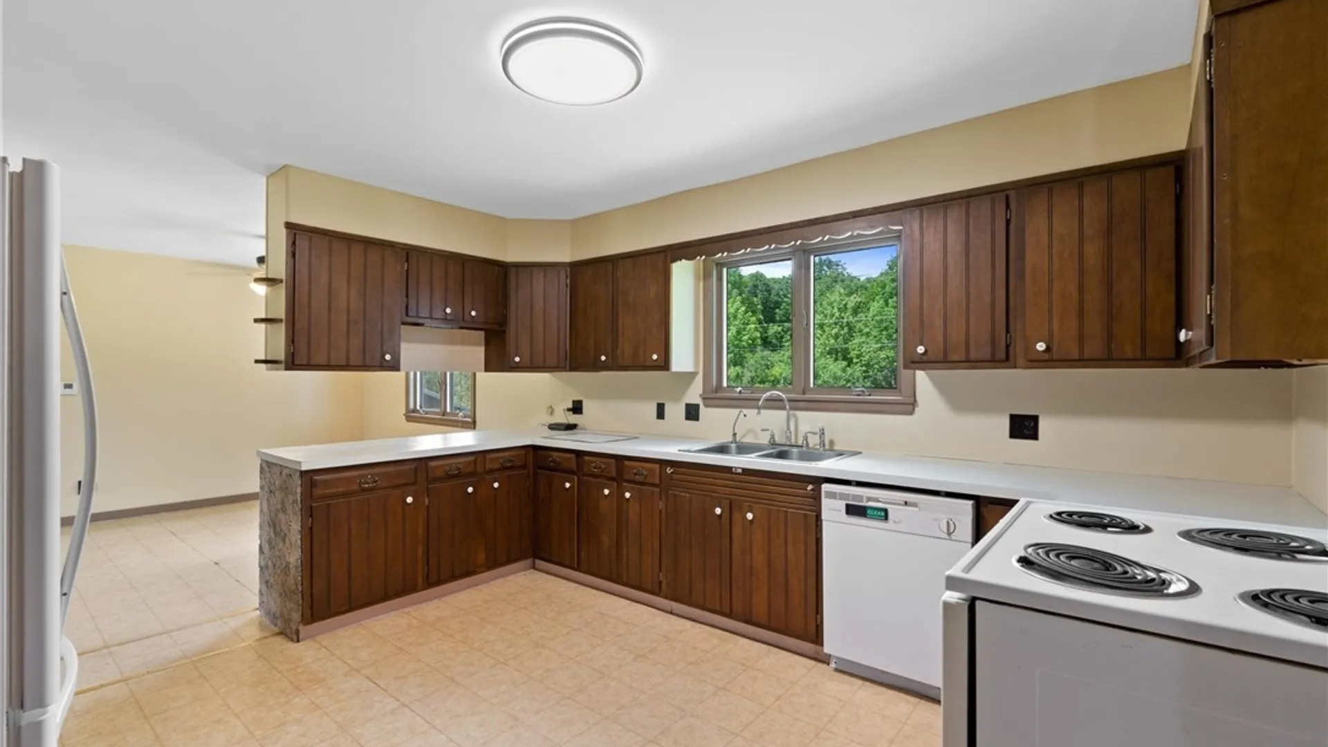 Property at 4375 Davis Corners Road, Smithfield, NY 13408 4