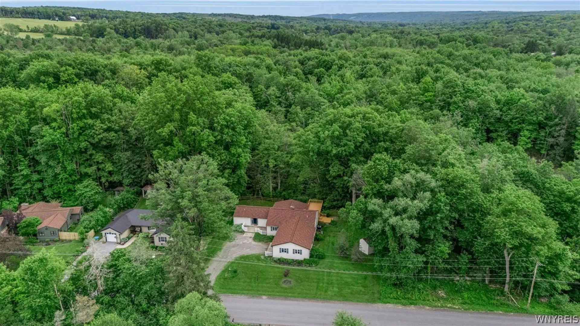 Property at 997 Sweet Road, Aurora, NY 14052 3