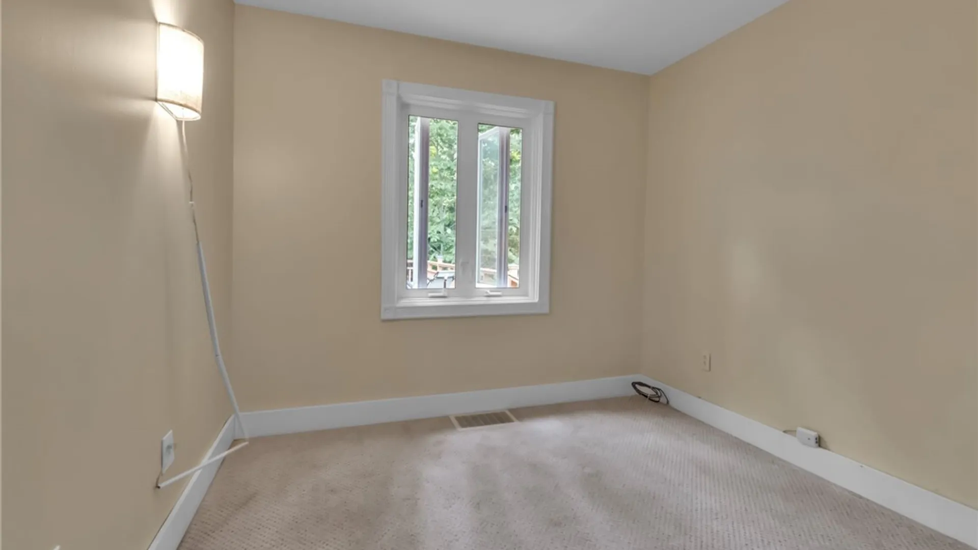 Property at 997 Sweet Road, Aurora, NY 14052 34