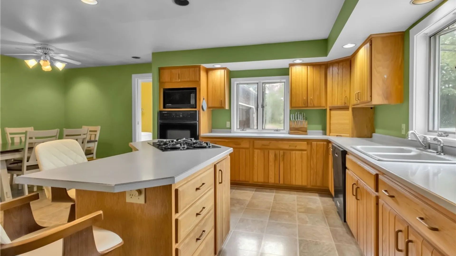 Property at 997 Sweet Road, Aurora, NY 14052 35