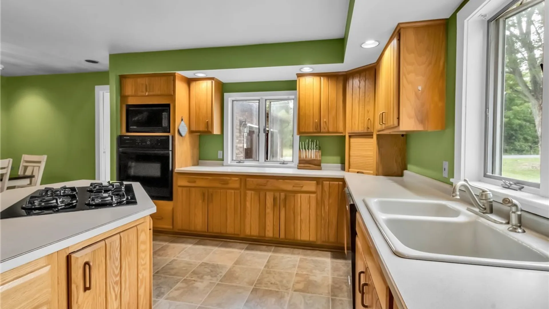 Property at 997 Sweet Road, Aurora, NY 14052 37