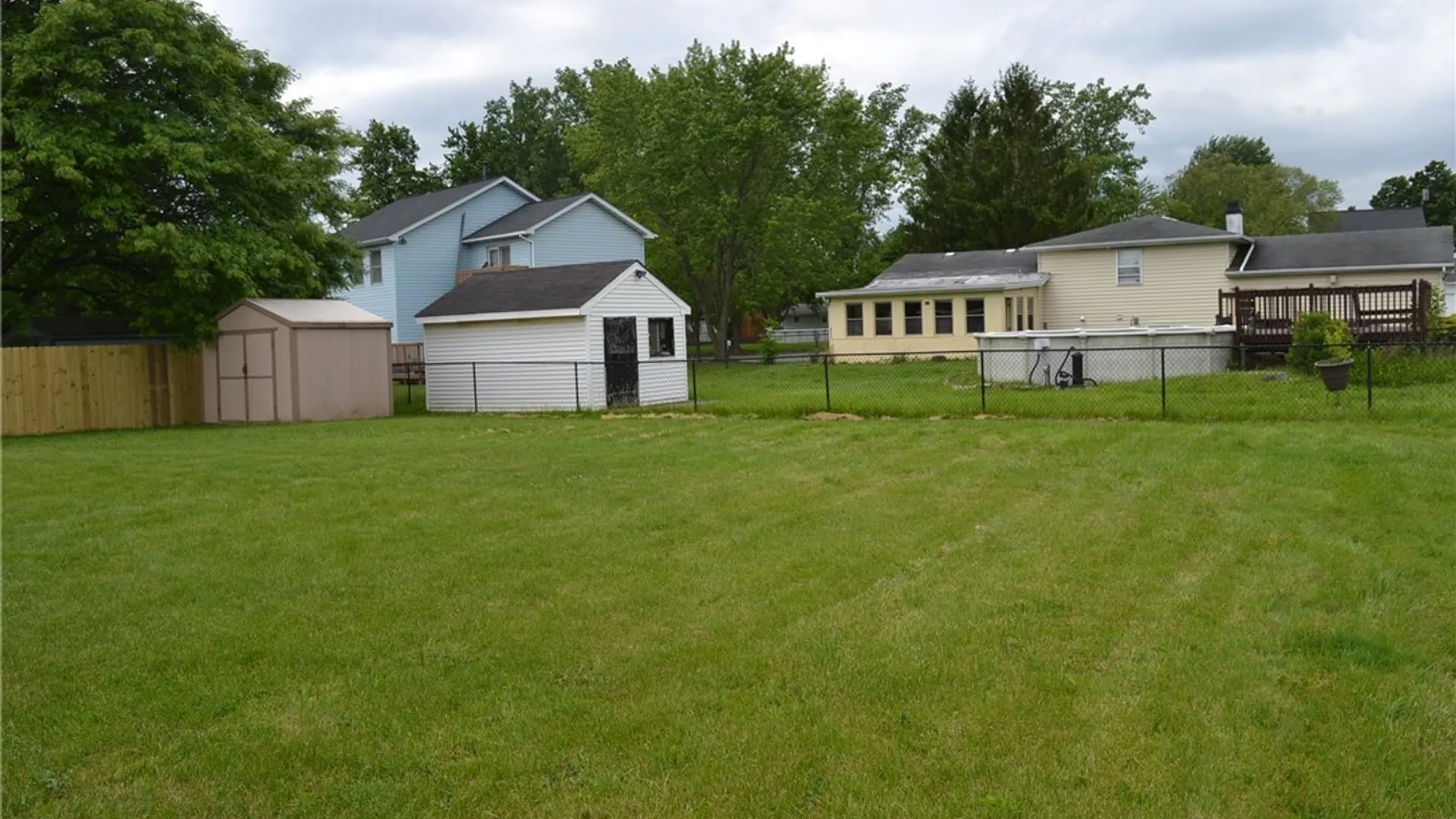 Property at 92 Lindhurst Drive, Lockport City, NY 14094 7